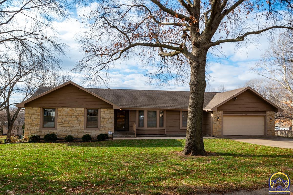 2235 SW Arvonia PL