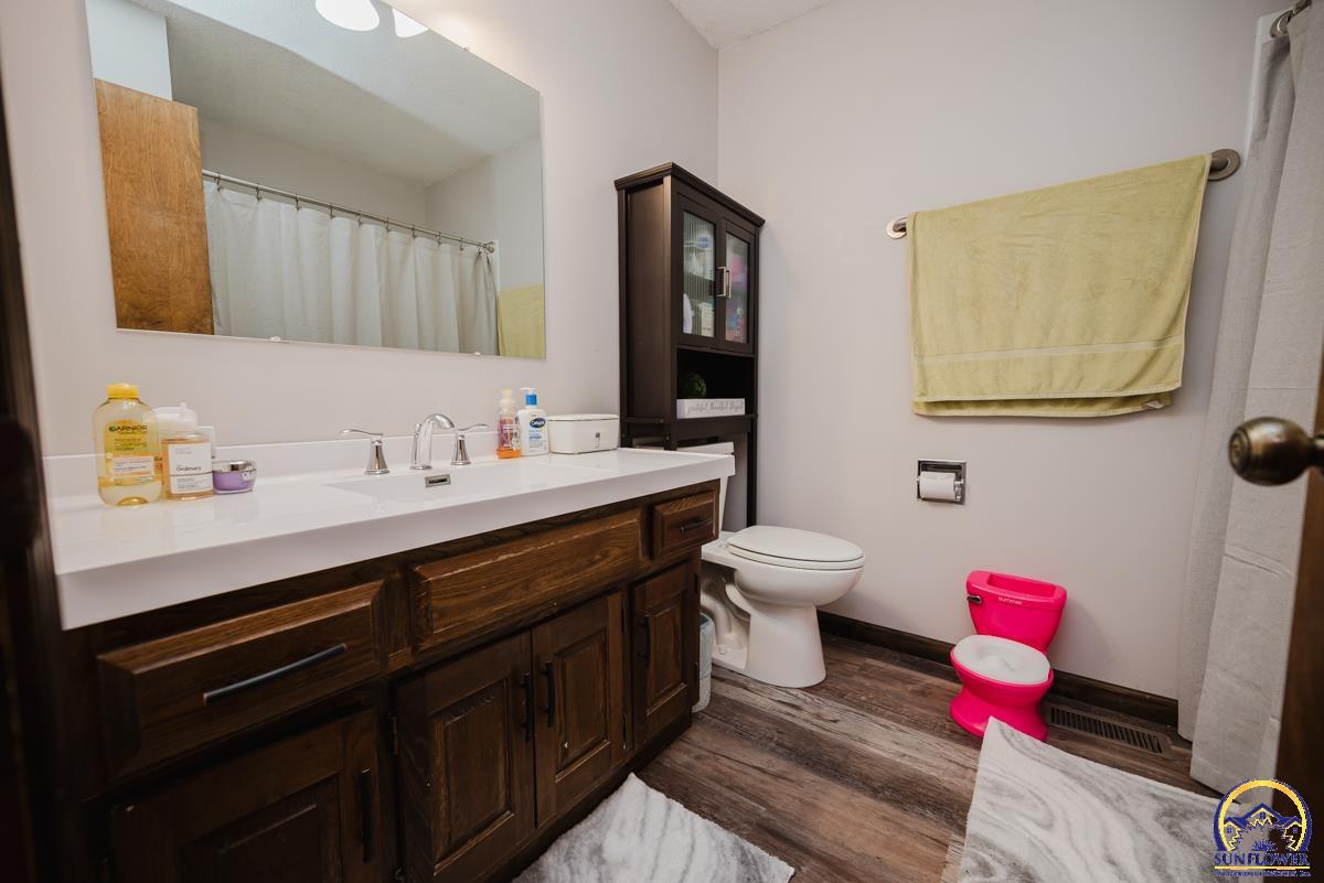 4218 SE Kentucky CT