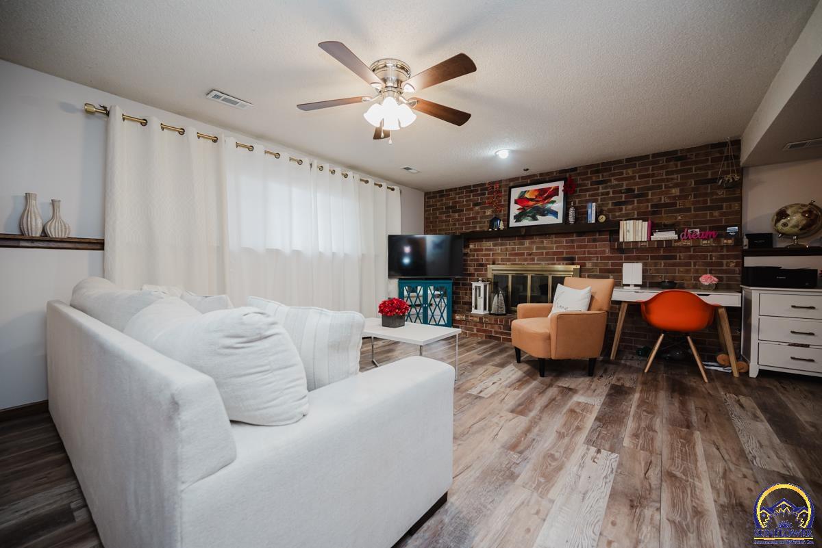 4218 SE Kentucky CT