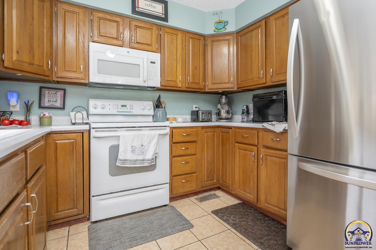2849 SW Ancaster RD