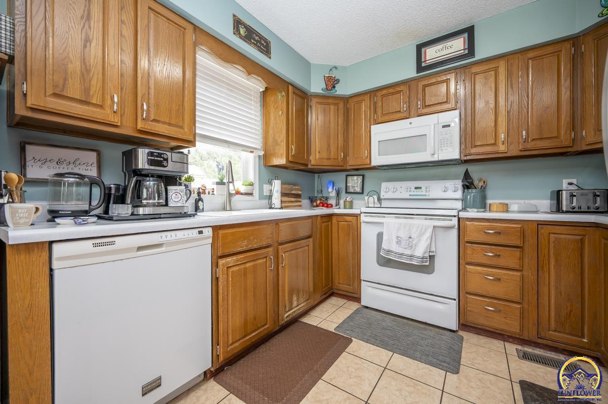 2849 SW Ancaster RD