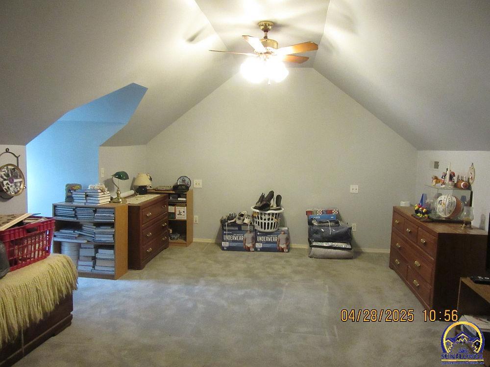 2426 SW Beverly CT