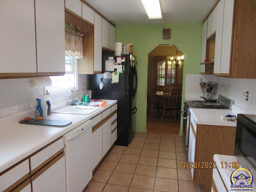 2426 SW Beverly CT