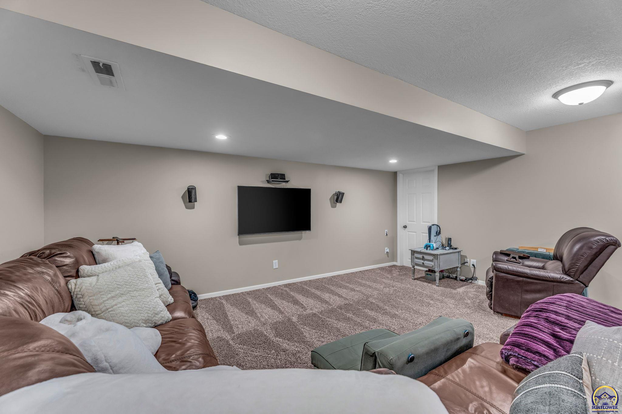 2538 SW Windermere CT