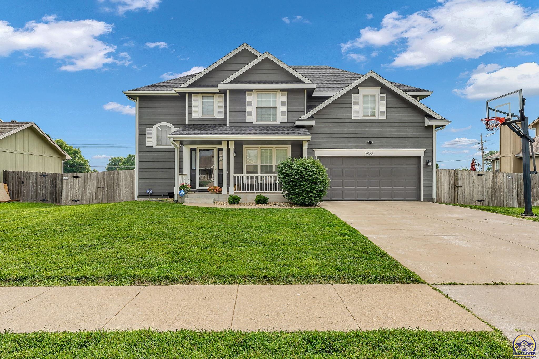 2538 SW Windermere CT