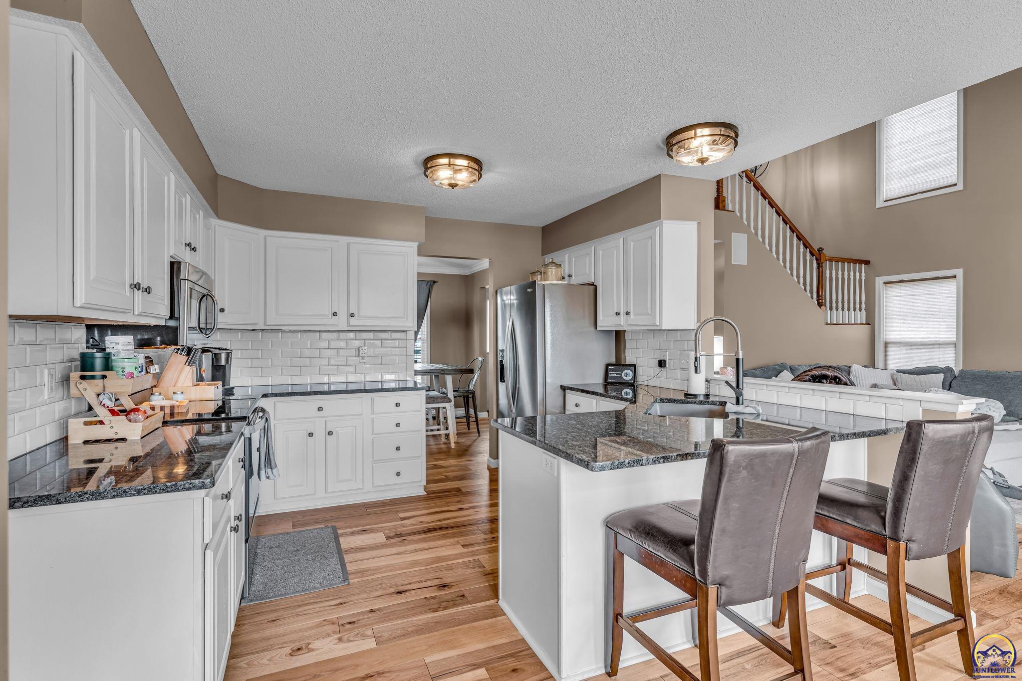 2538 SW Windermere CT