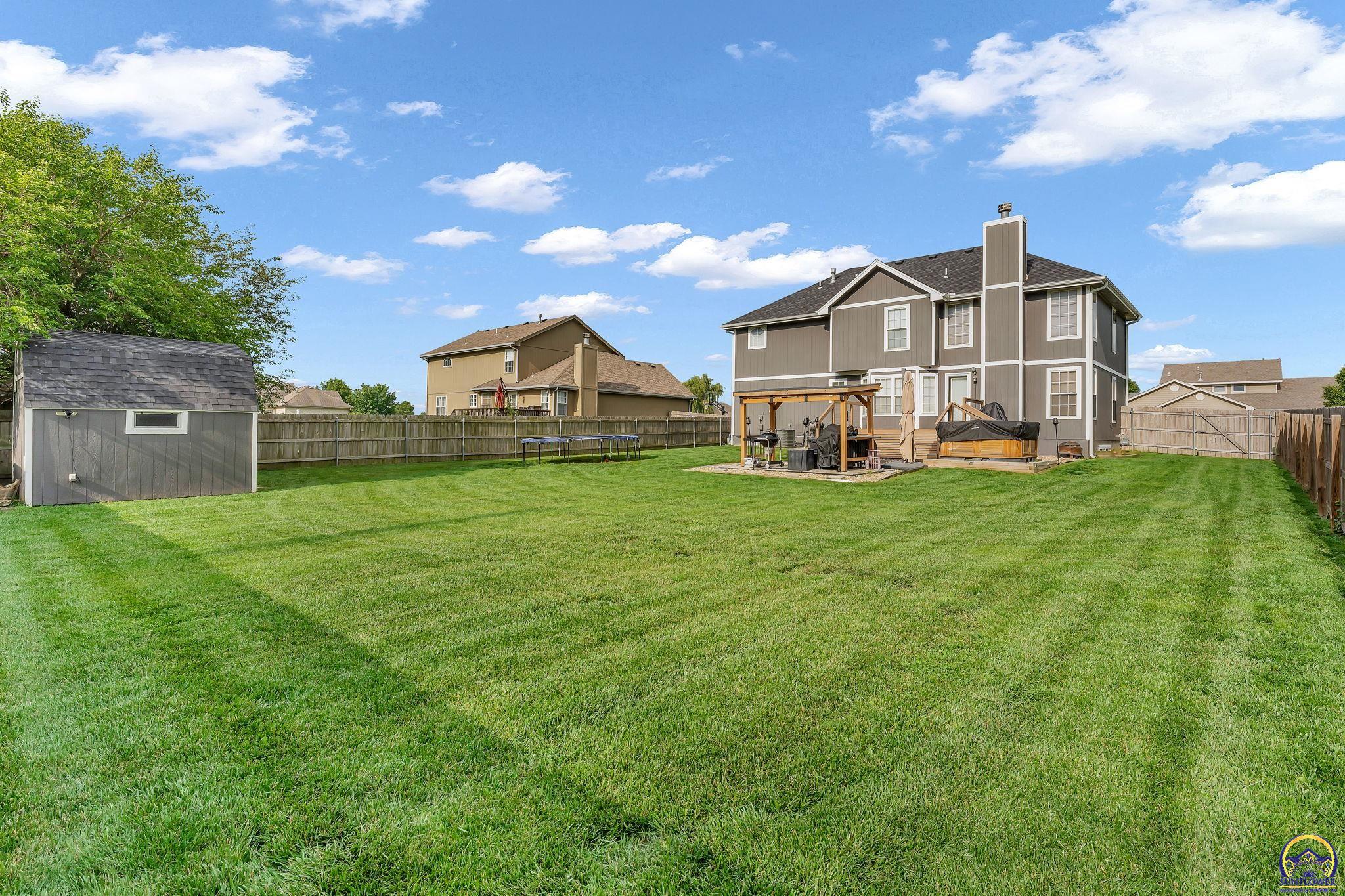 2538 SW Windermere CT