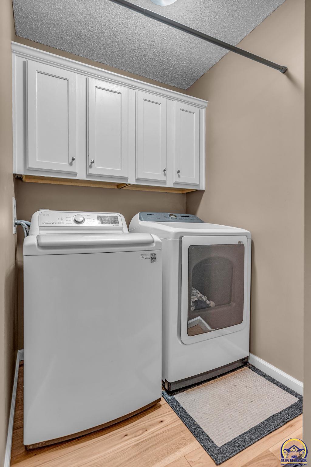 2538 SW Windermere CT