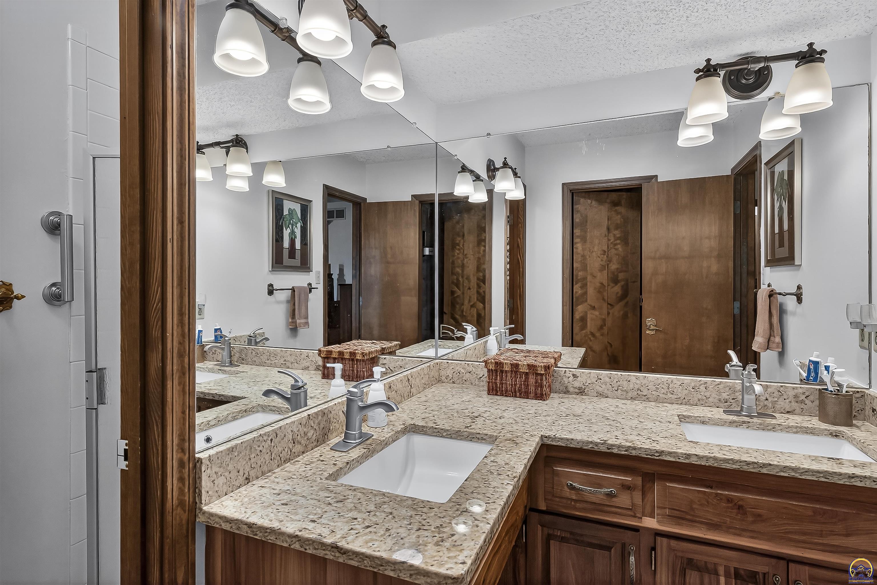 3407 SE Arbor DR
