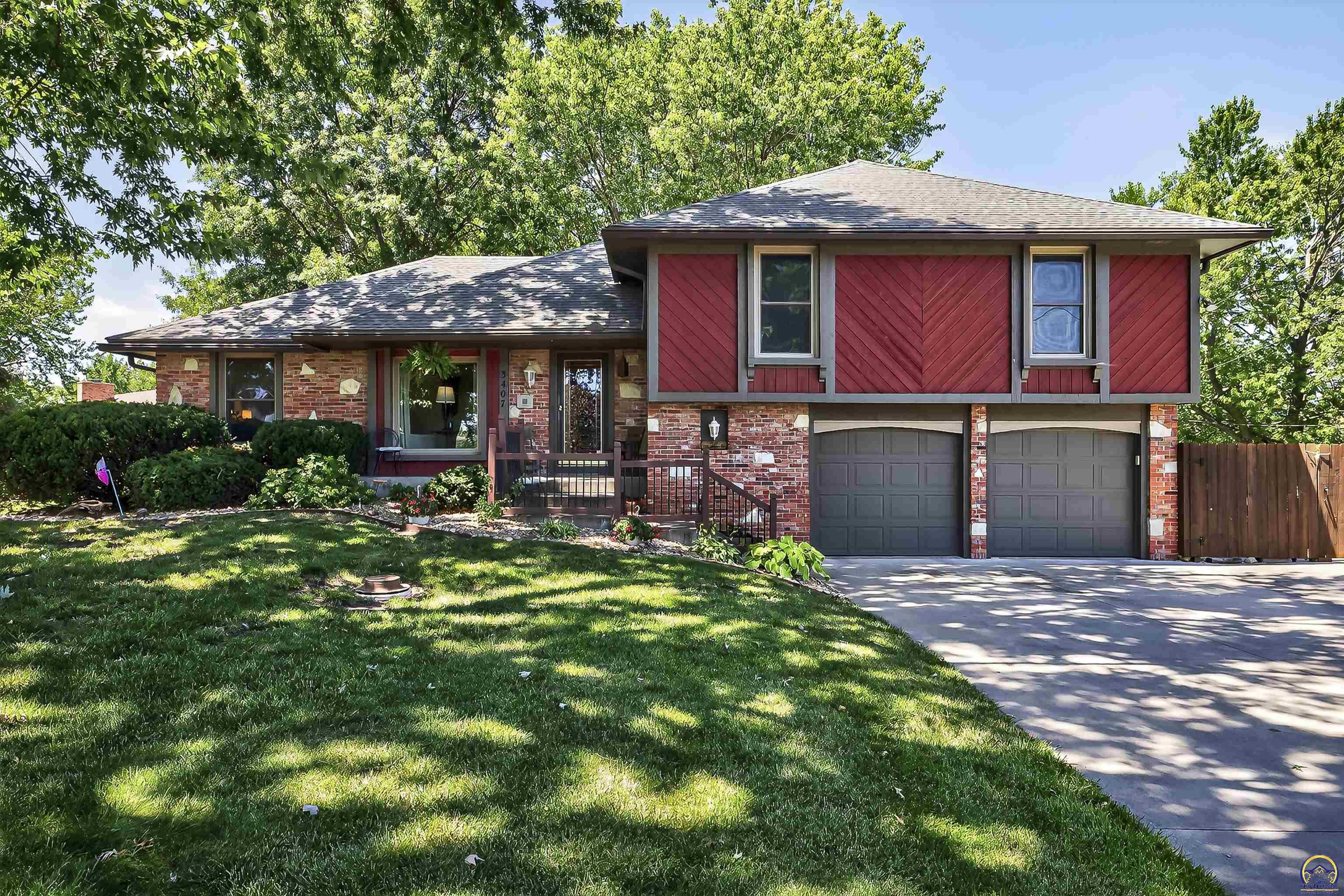 3407 SE Arbor DR