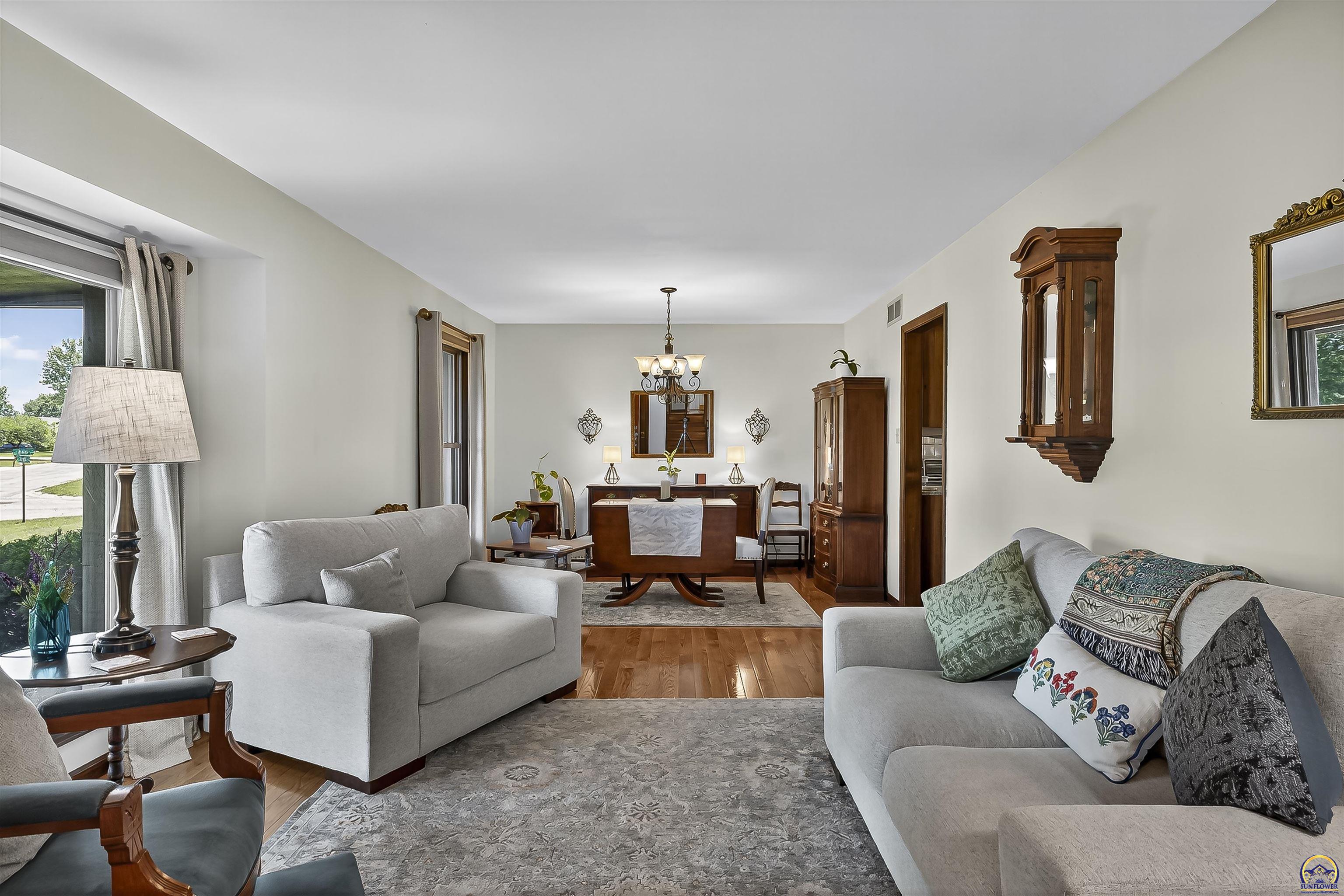 3407 SE Arbor DR