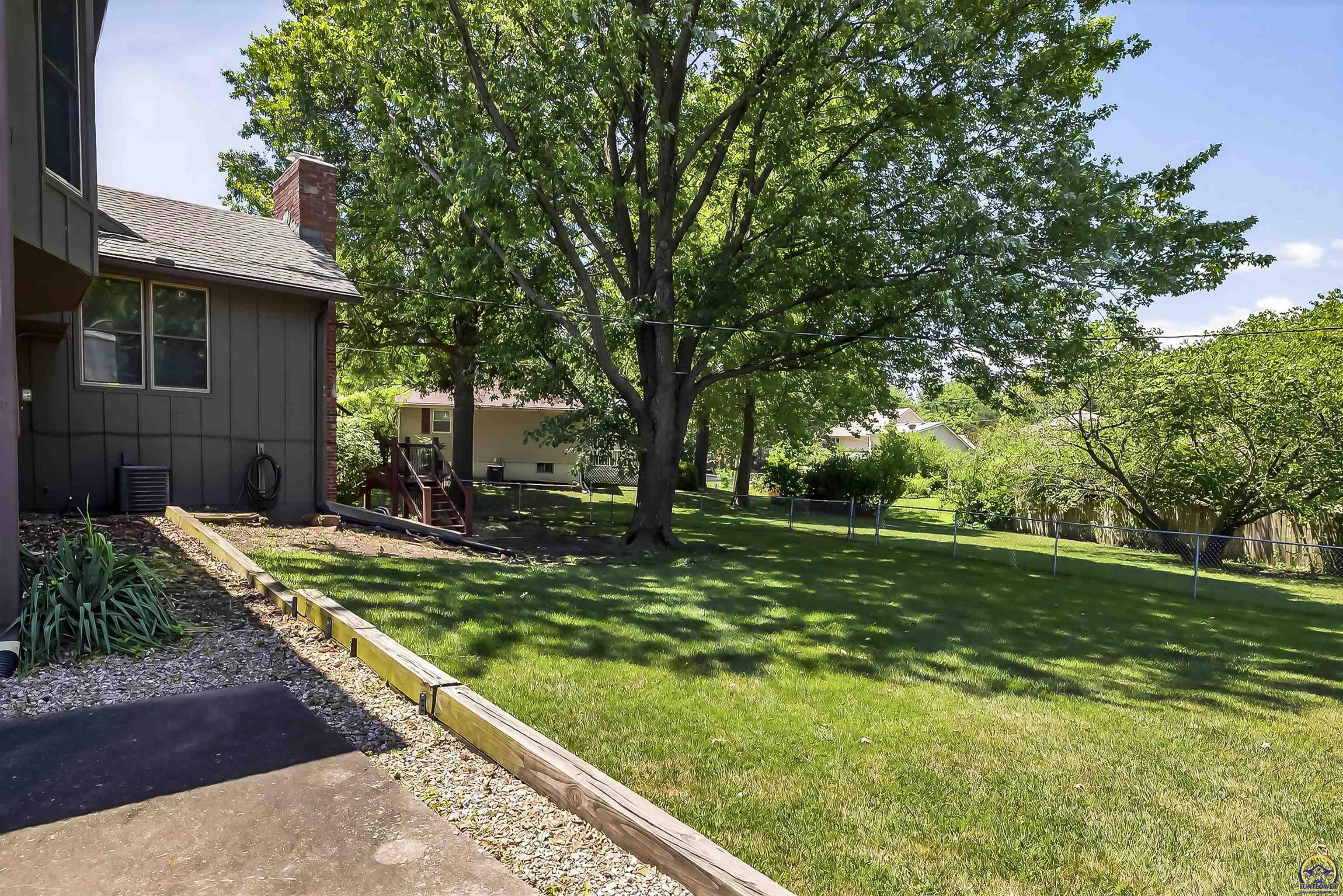 3407 SE Arbor DR