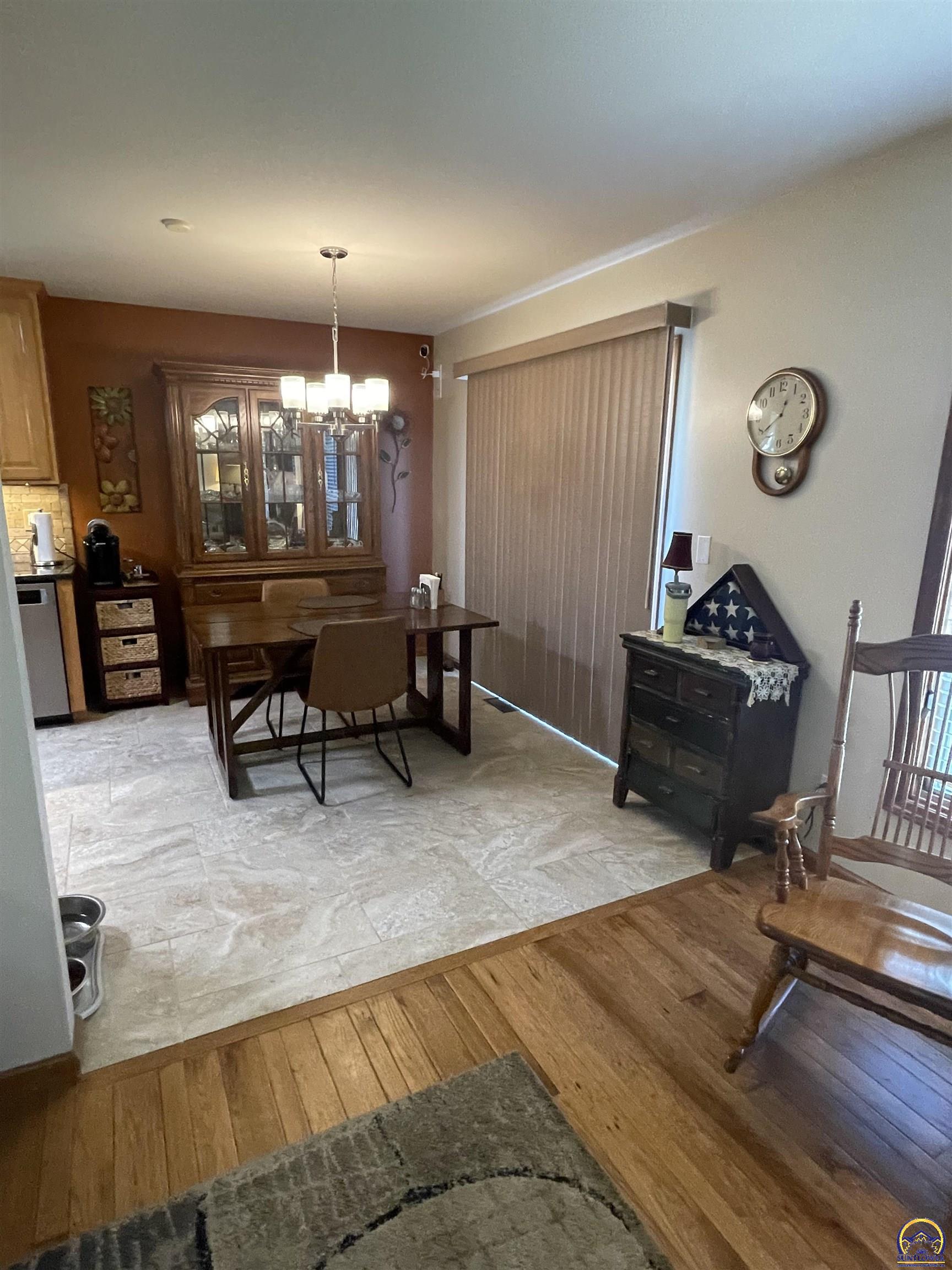 3938 SW 40th Ter