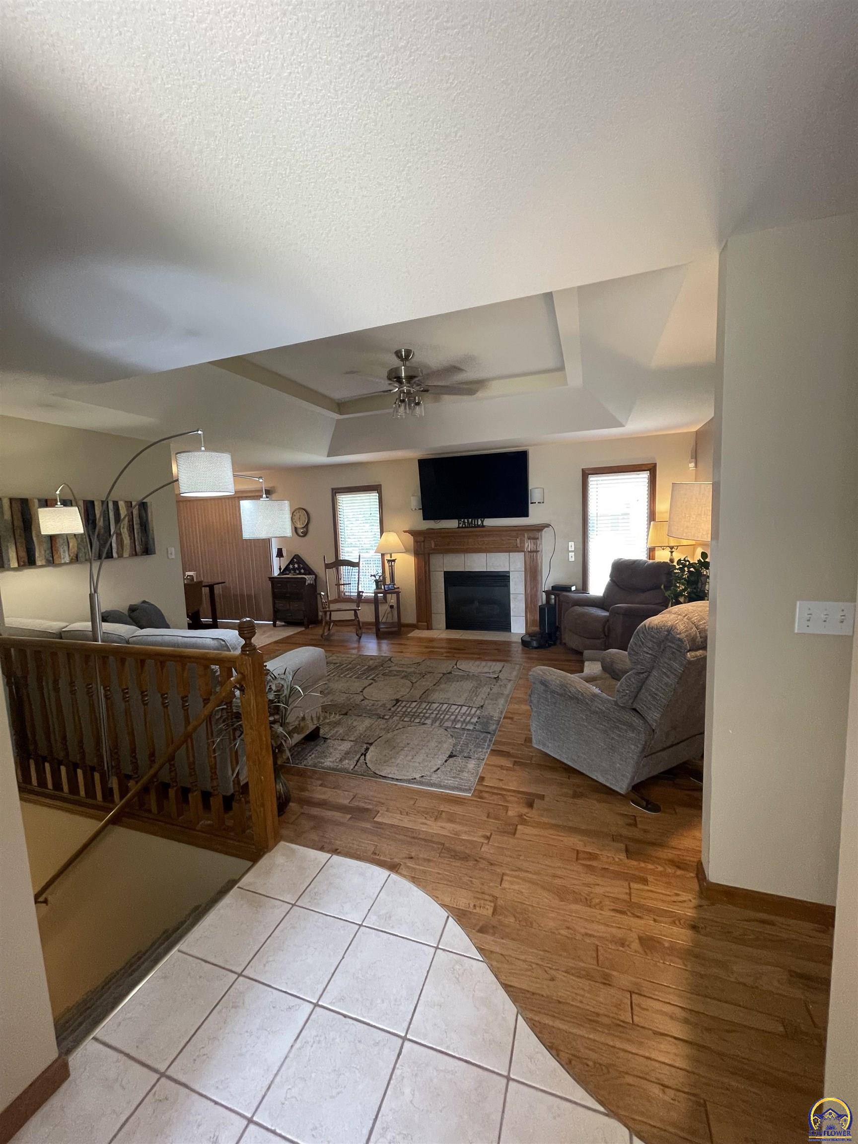 3938 SW 40th Ter