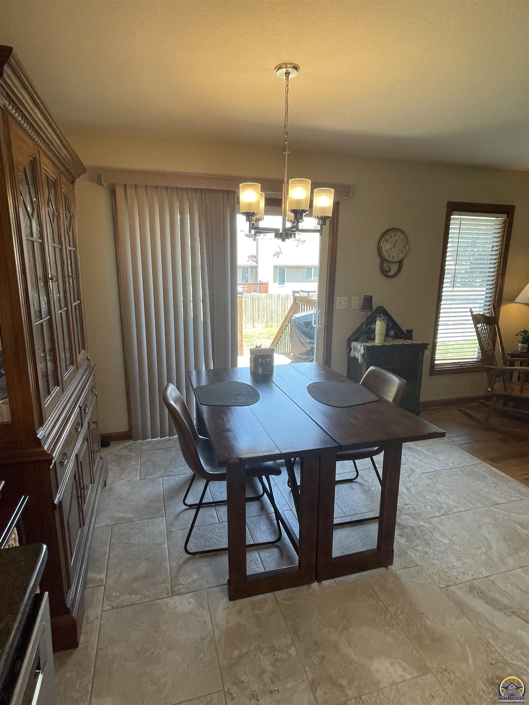 3938 SW 40th Ter