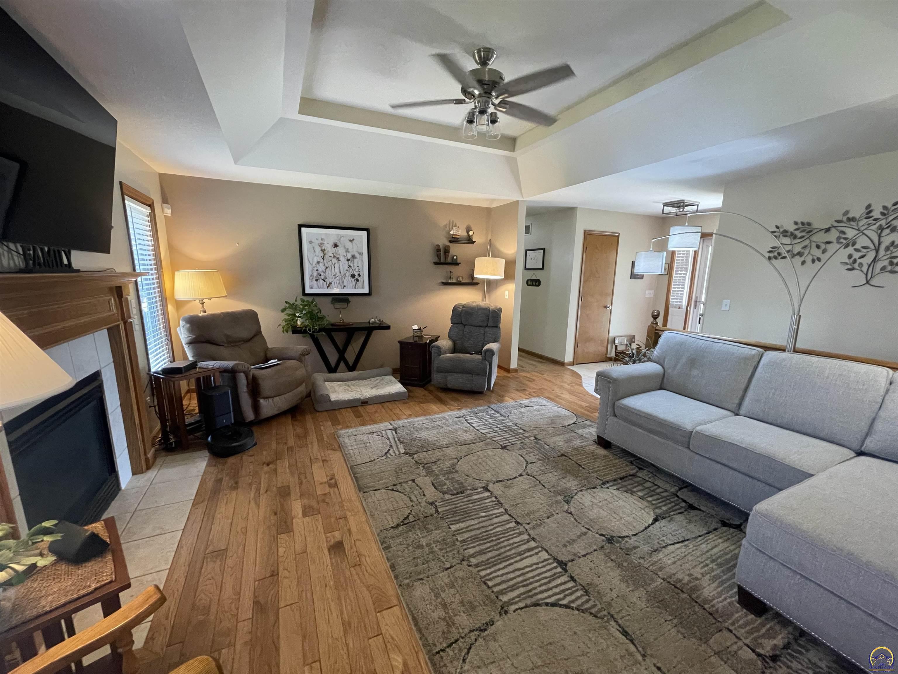 3938 SW 40th Ter