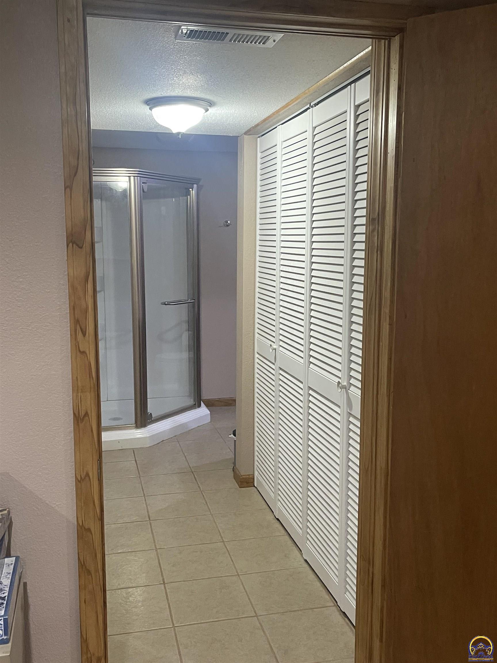 3938 SW 40th Ter