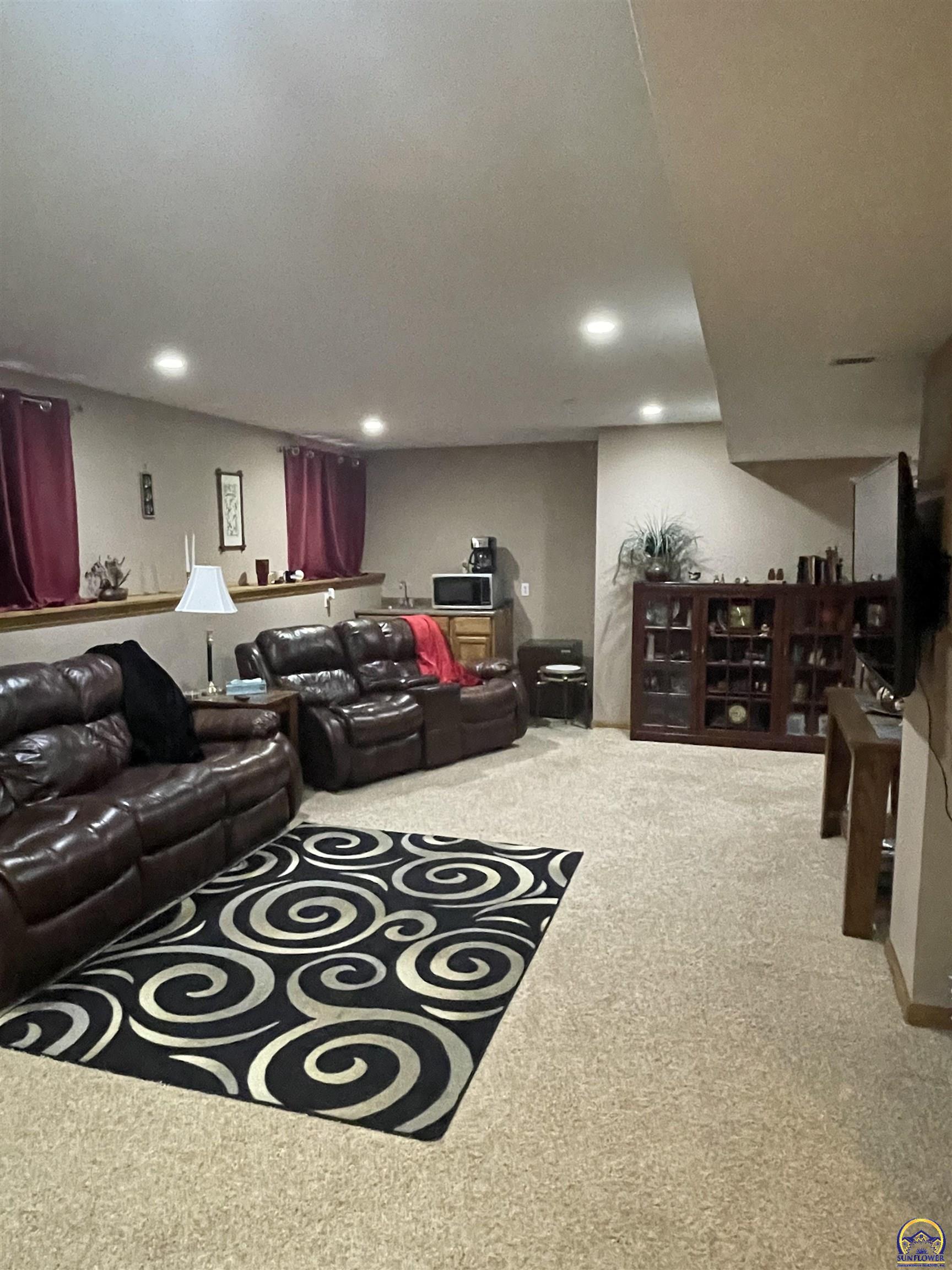 3938 SW 40th Ter