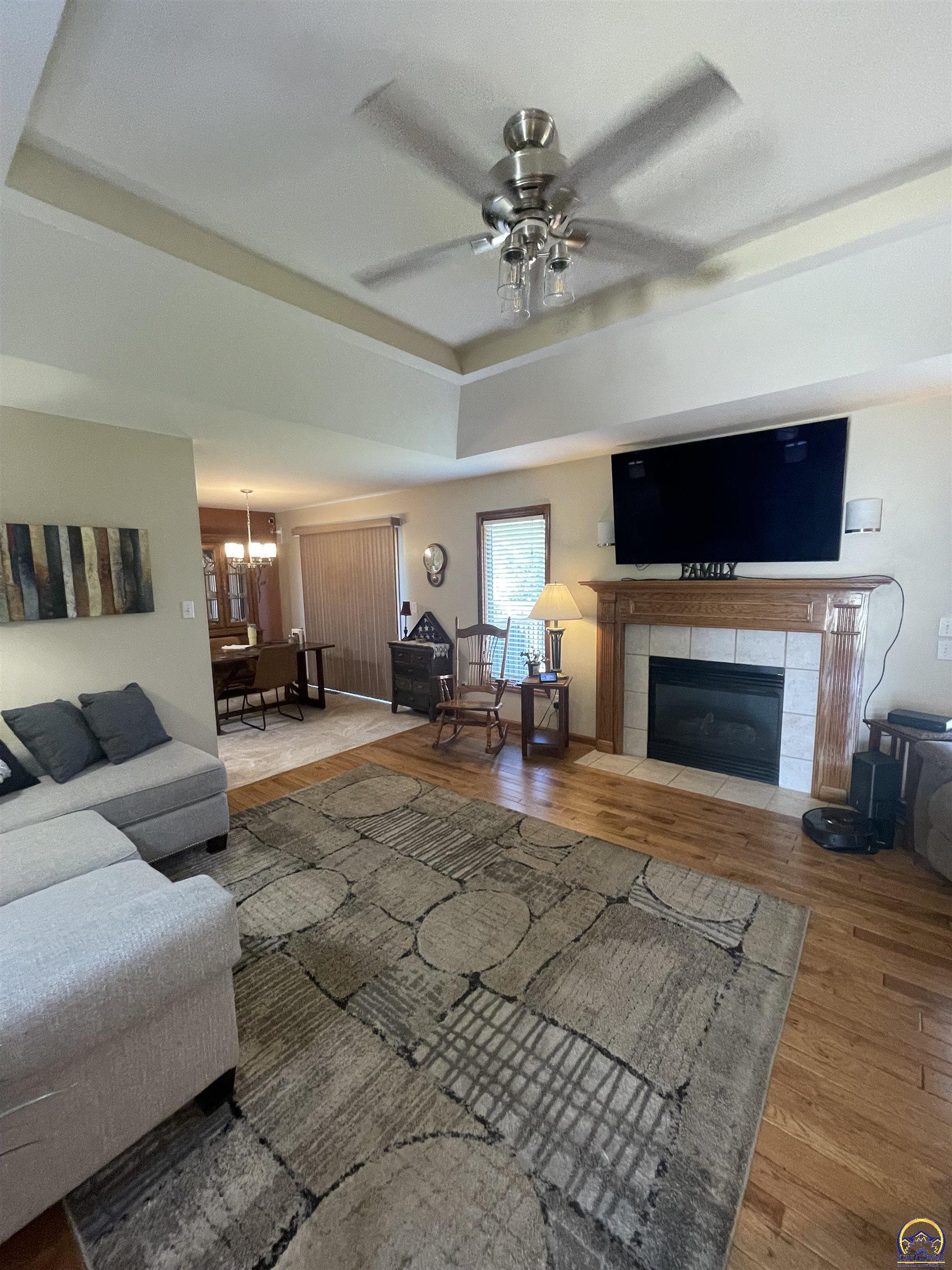 3938 SW 40th Ter