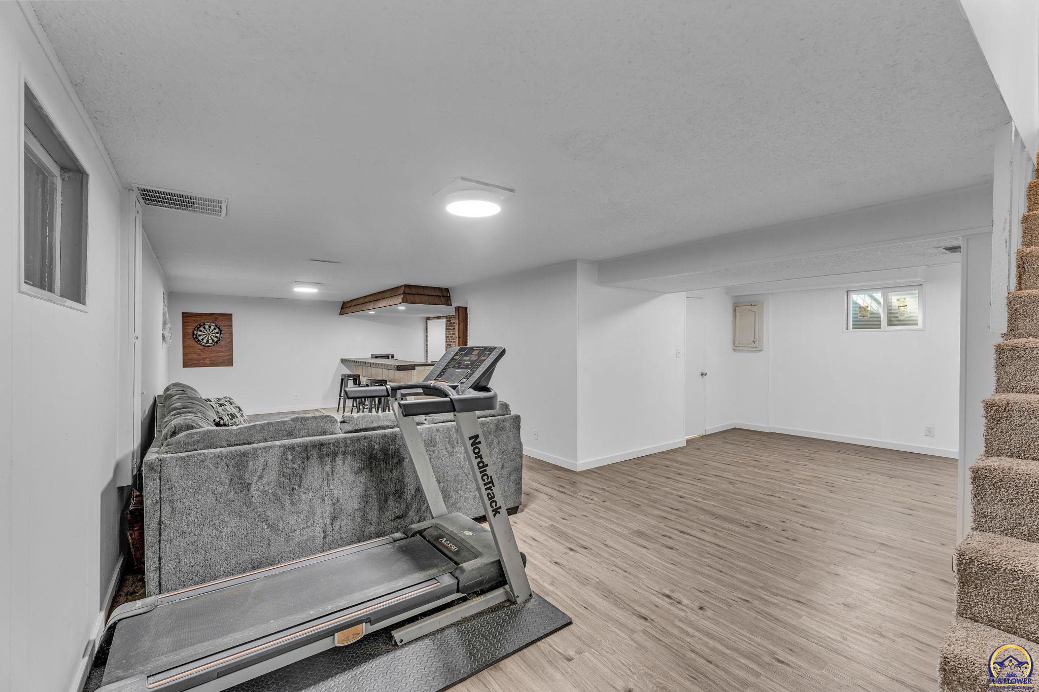 3429 SW Moundview DR