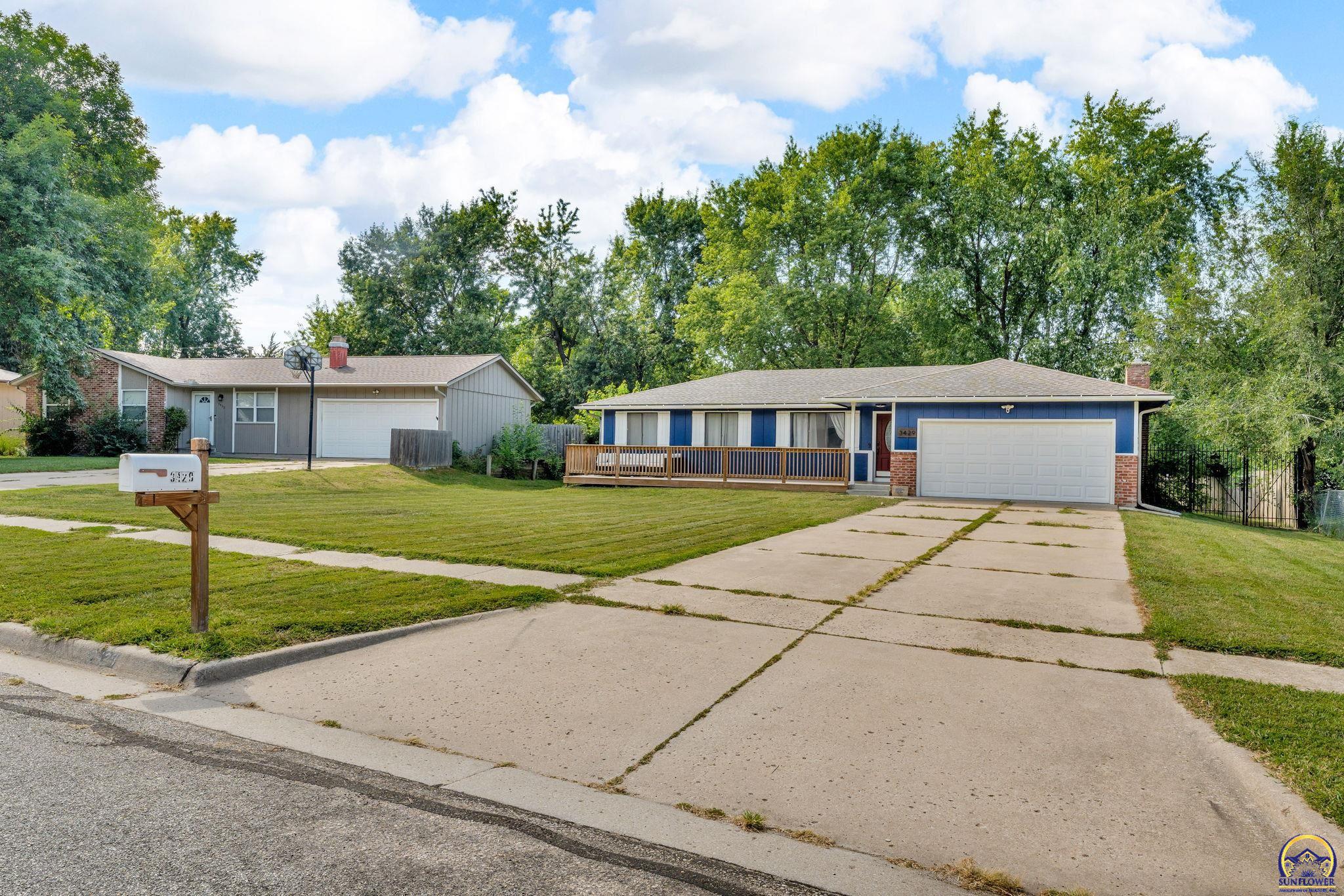 3429 SW Moundview DR