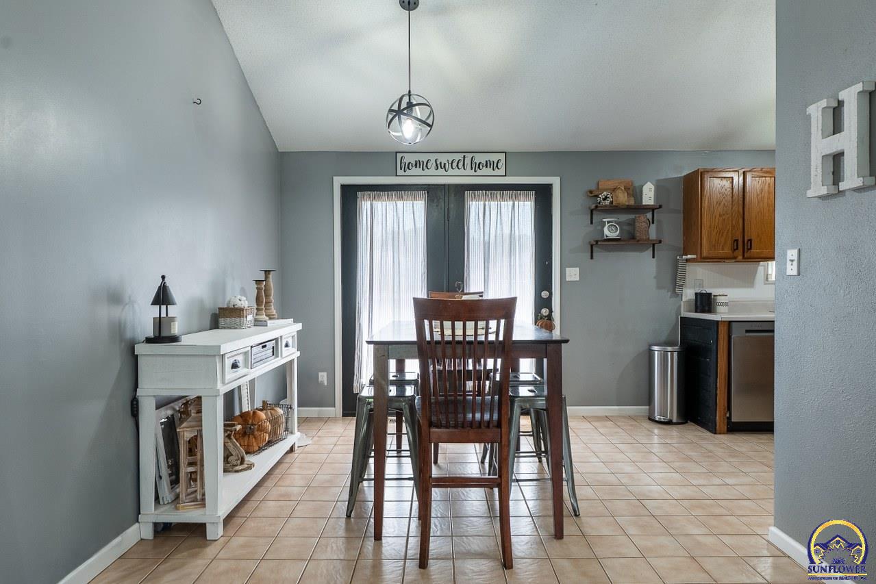 241 E Park DR