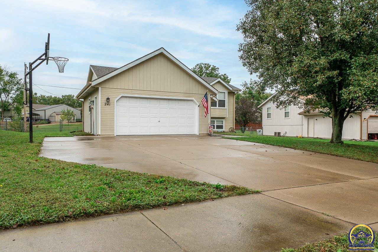 241 E Park DR