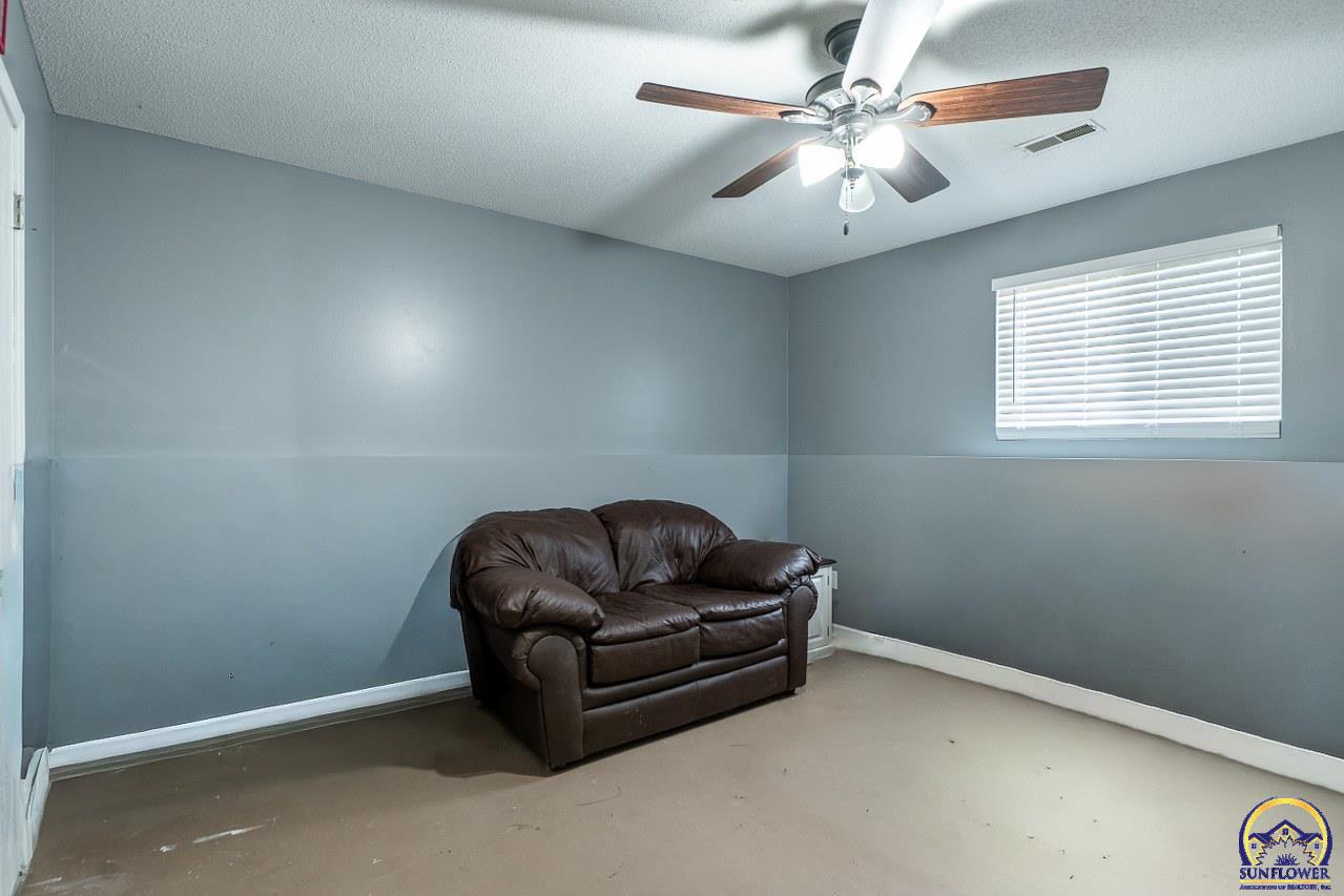 241 E Park DR
