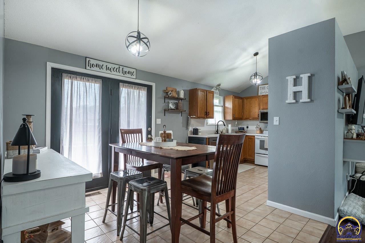 241 E Park DR