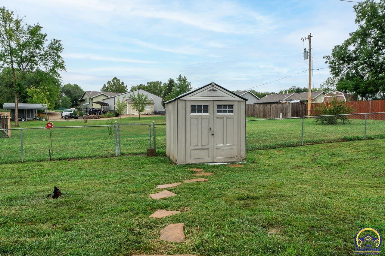 241 E Park DR