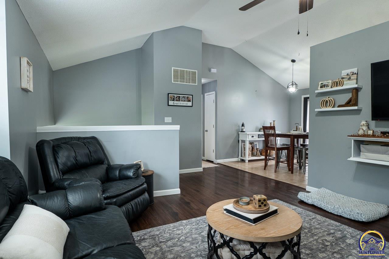 241 E Park DR