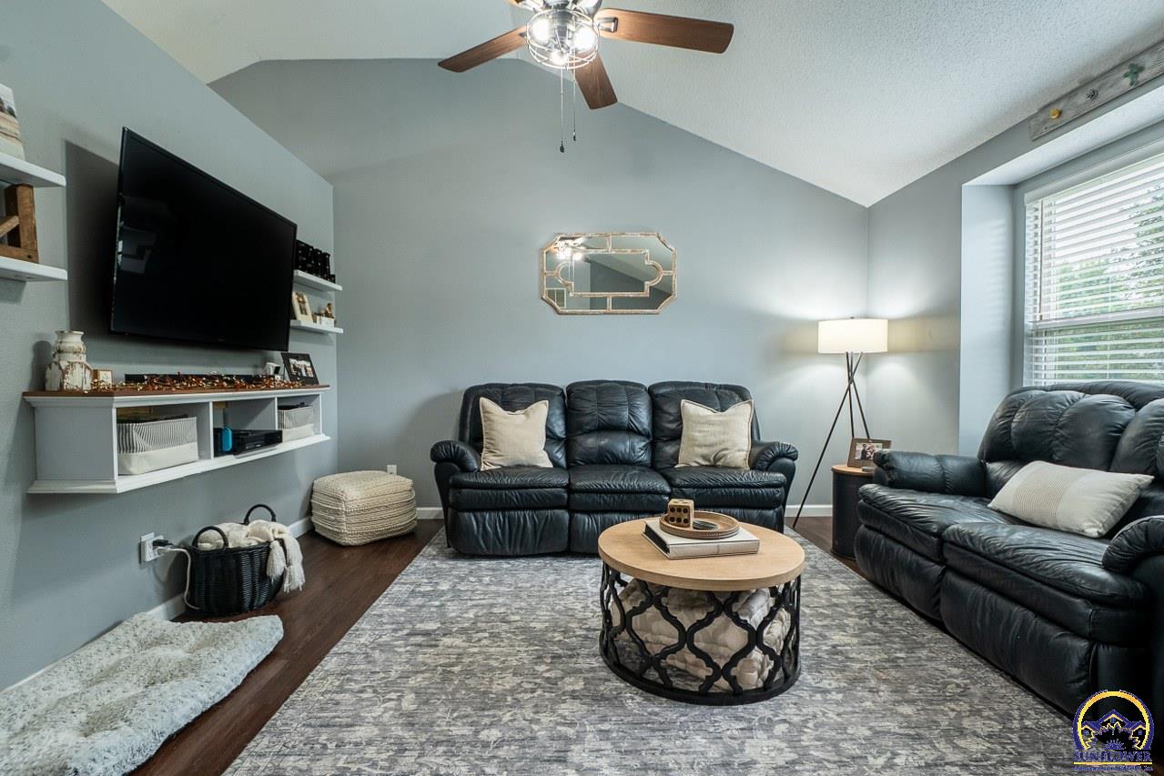 241 E Park DR