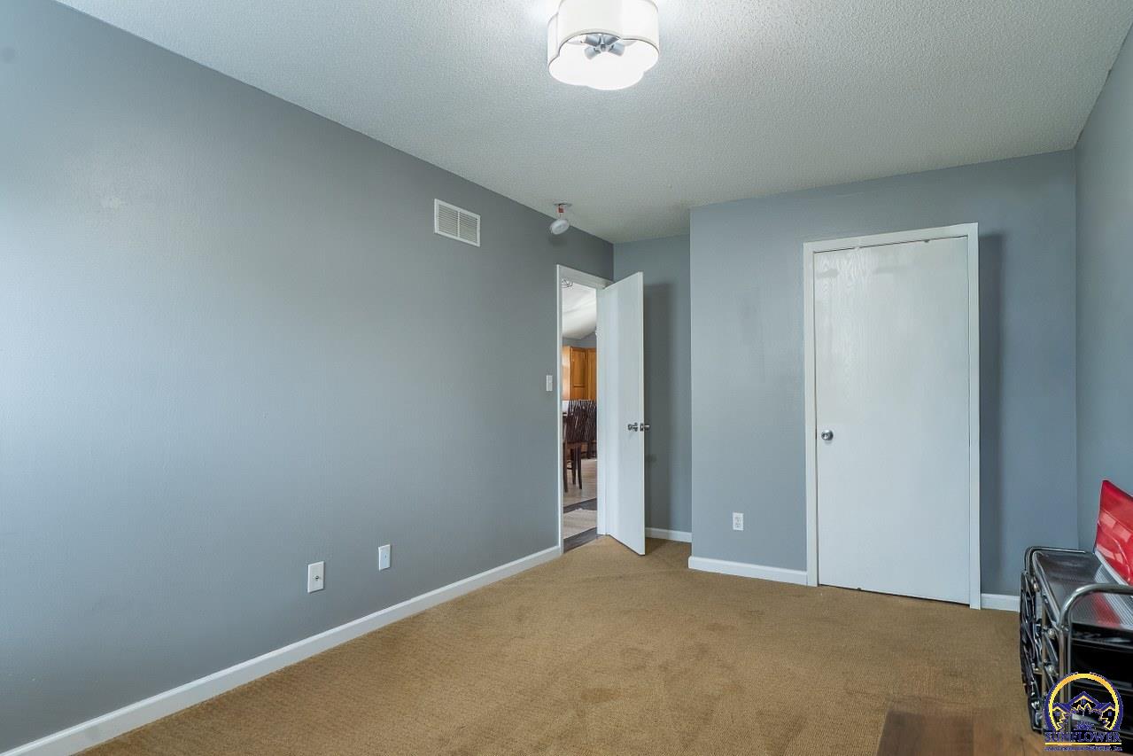 241 E Park DR