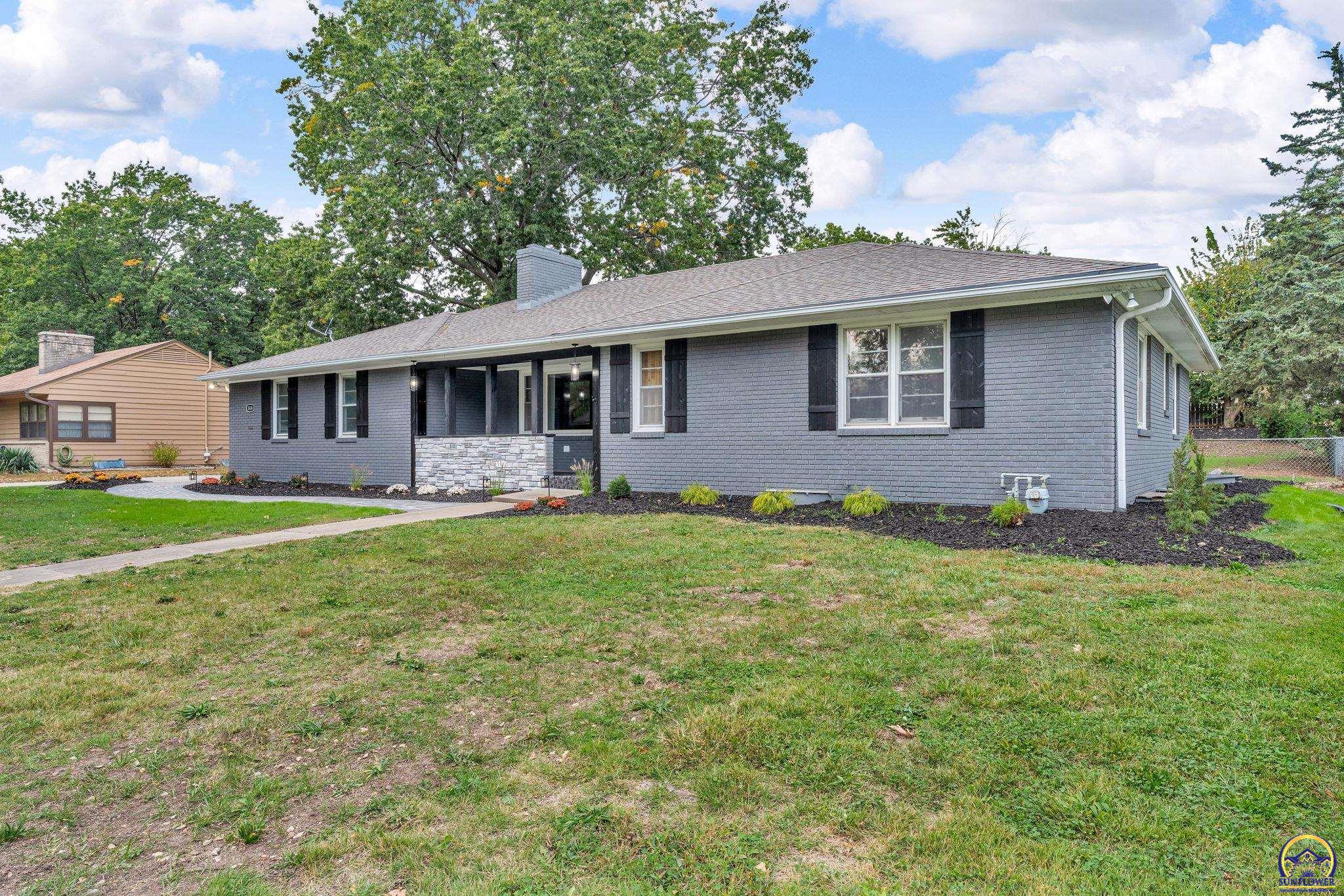3636 SW Stratford RD