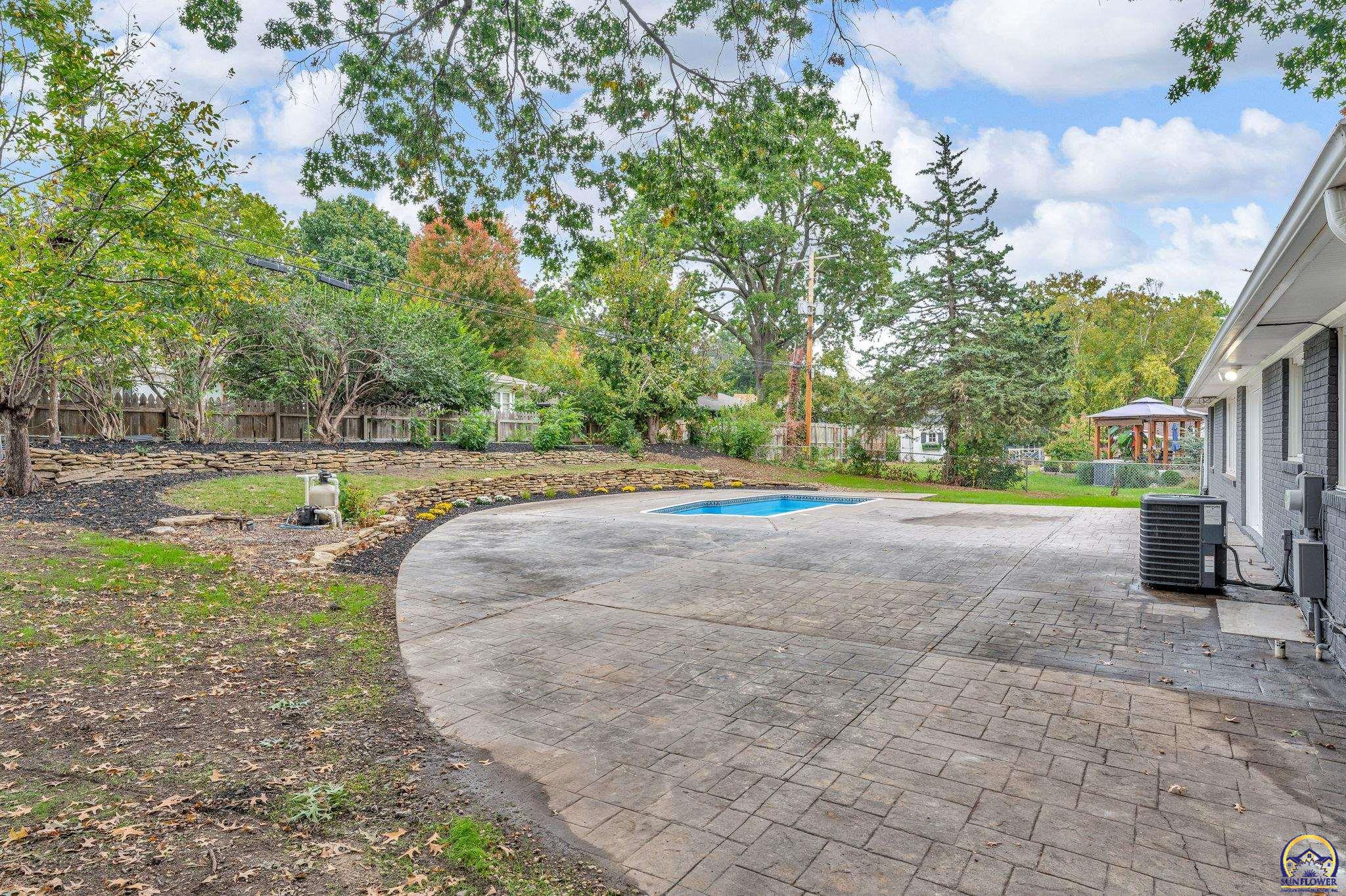 3636 SW Stratford RD