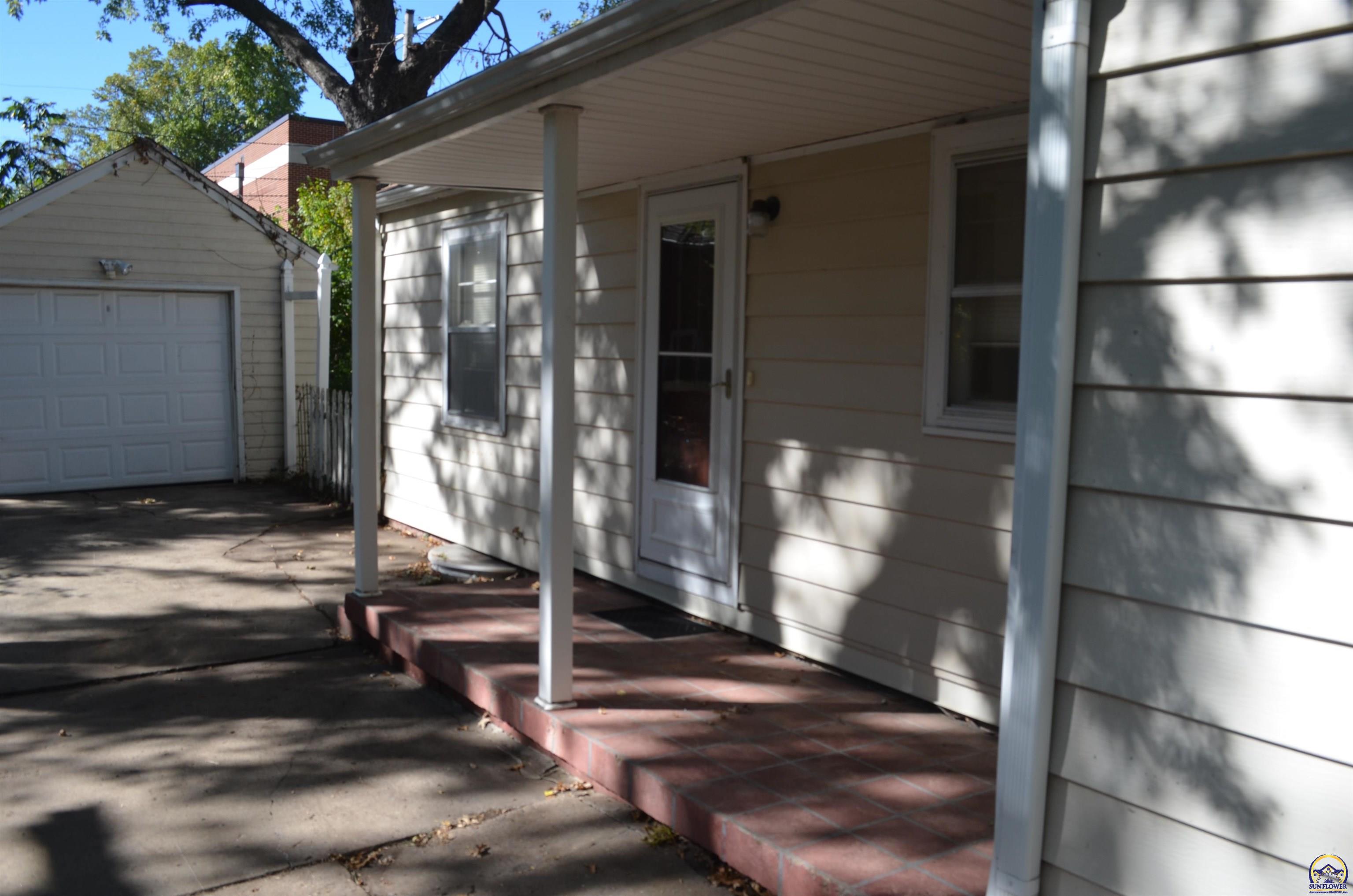 1355 SW Medford AVE