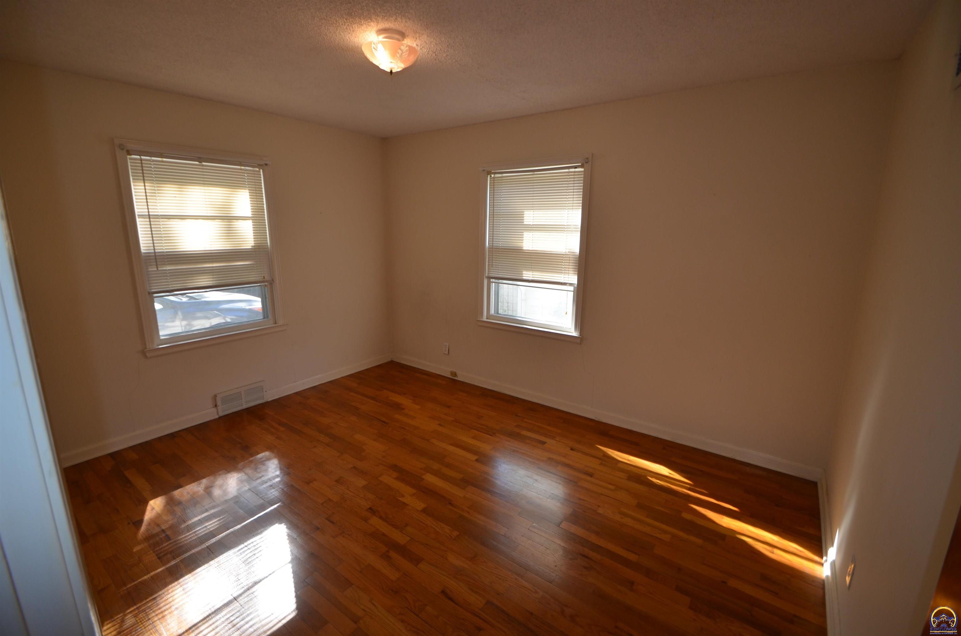 1355 SW Medford AVE