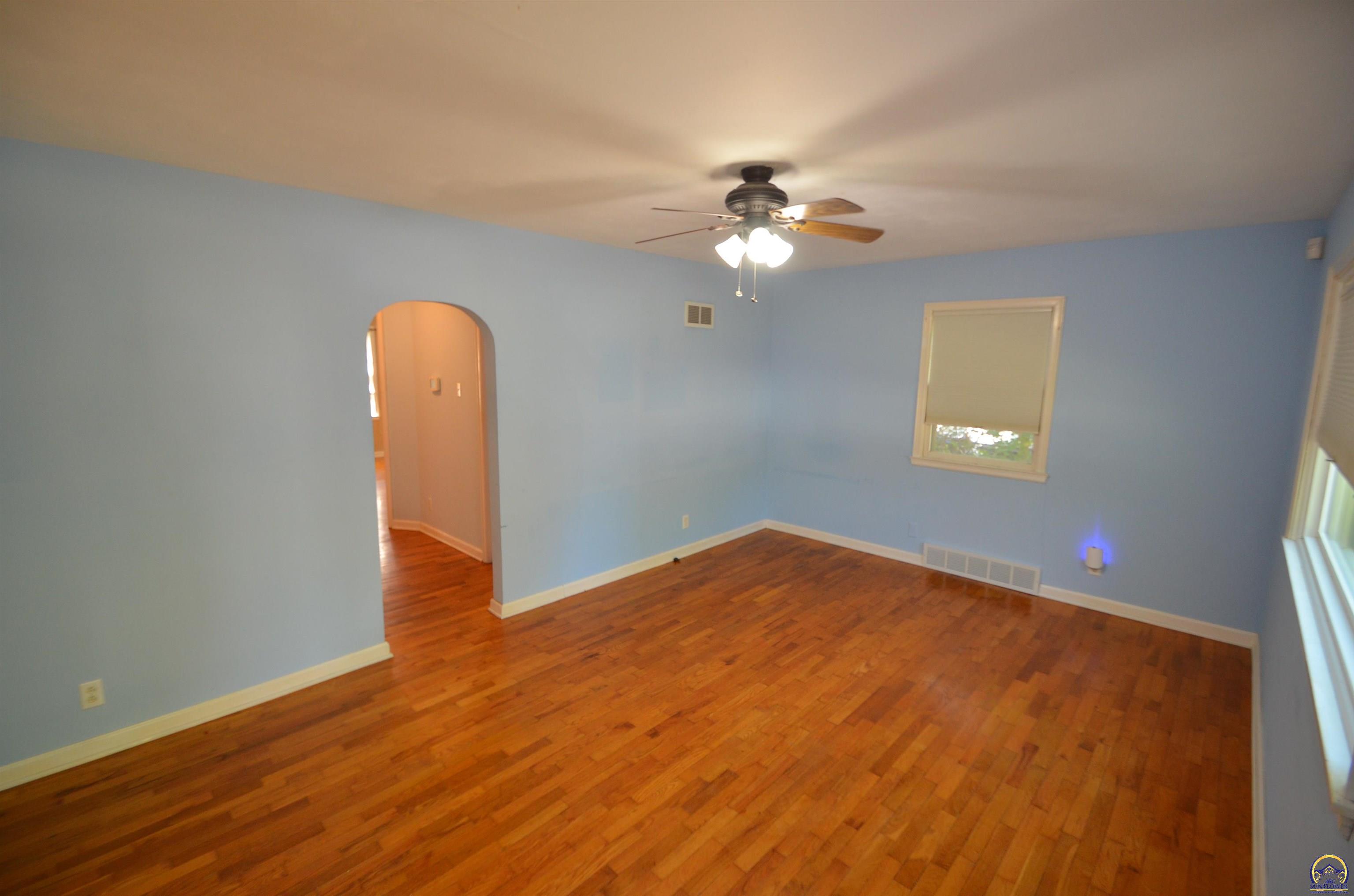 1355 SW Medford AVE