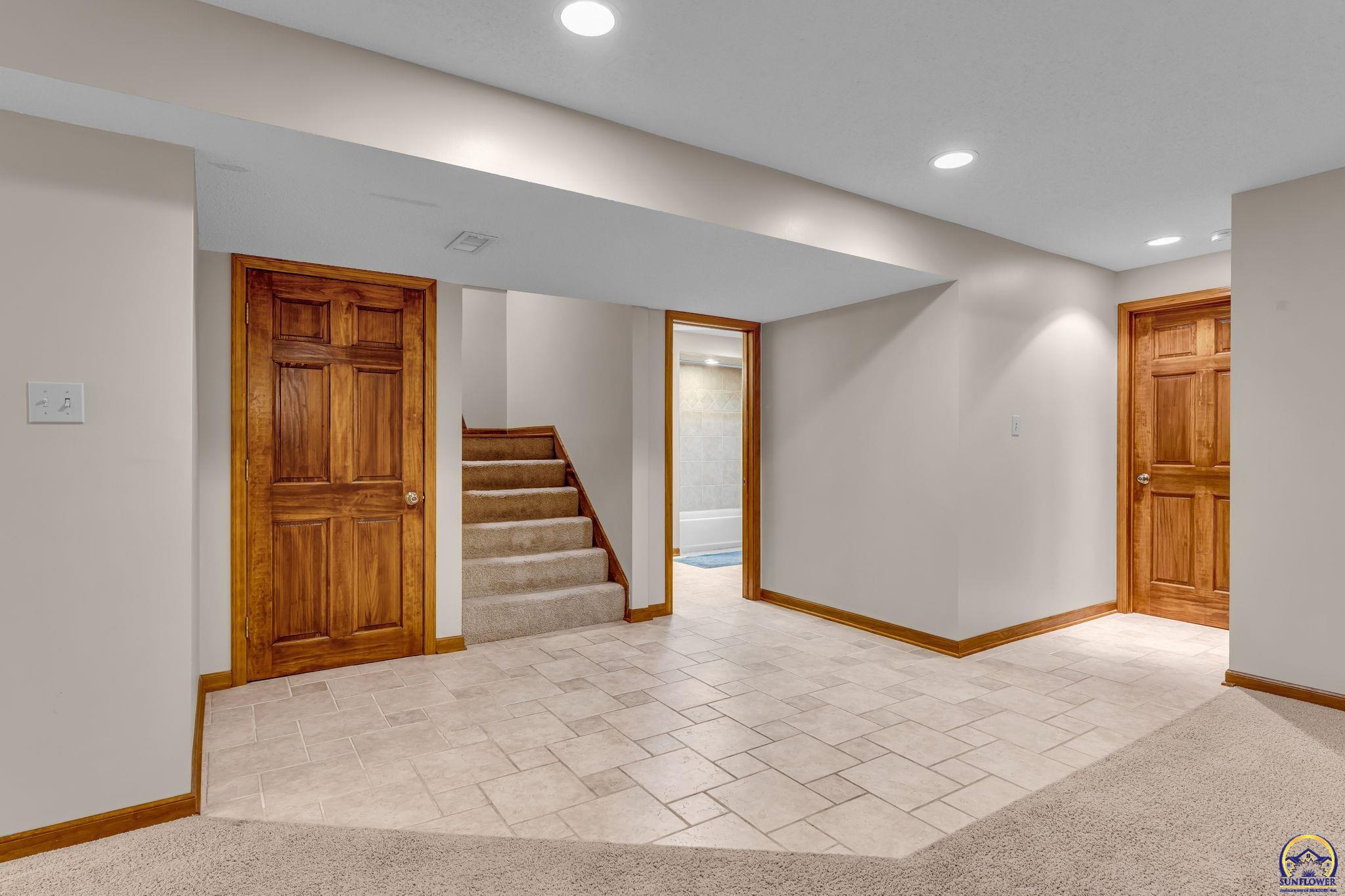 7542 SW Robinhood CT
