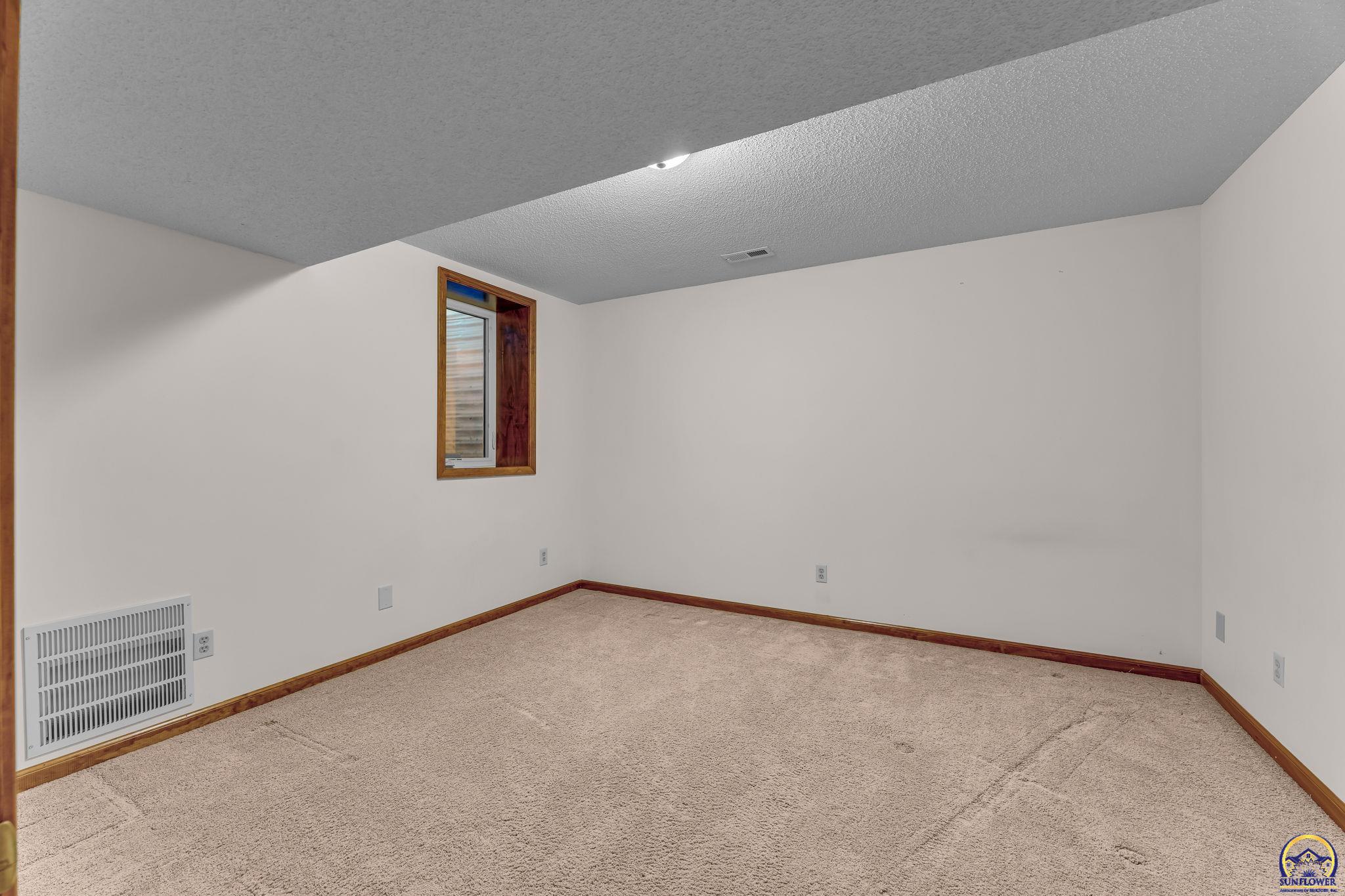 7542 SW Robinhood CT