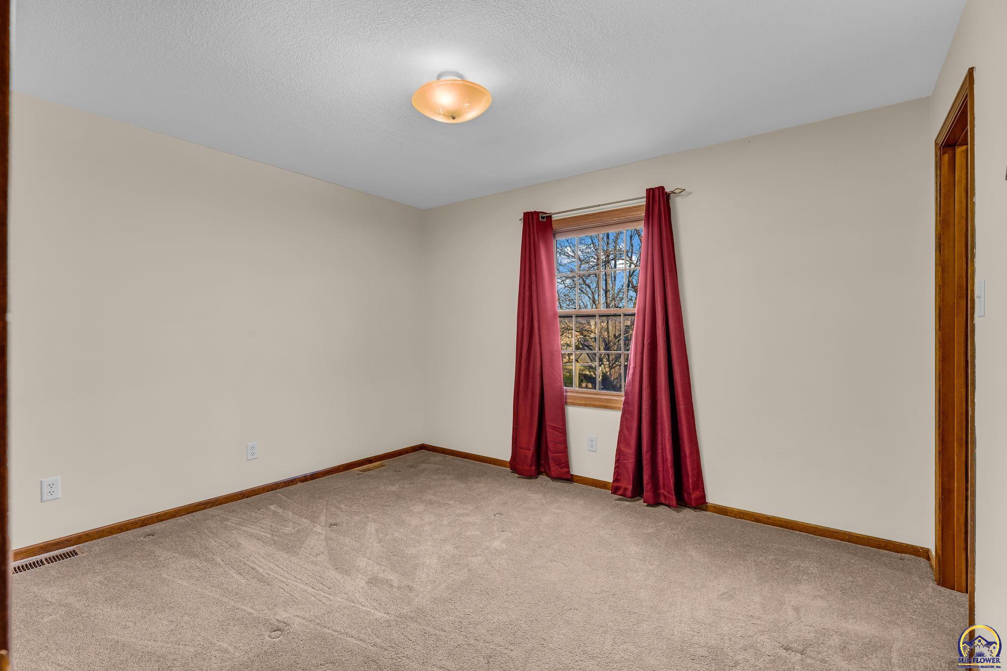 7542 SW Robinhood CT