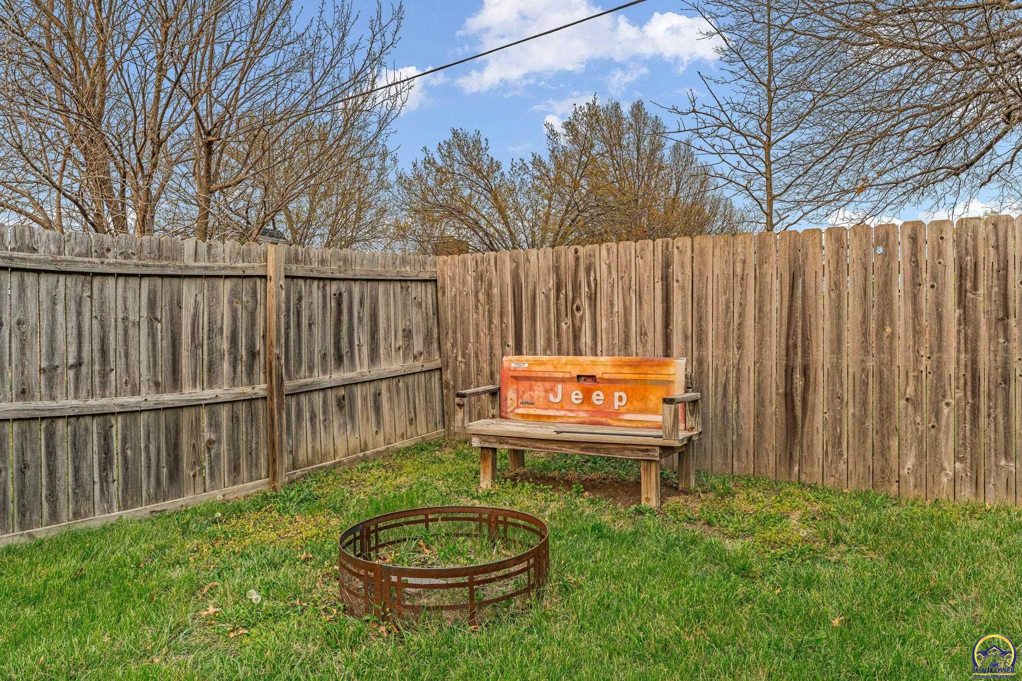 4316 SE Chisolm RD