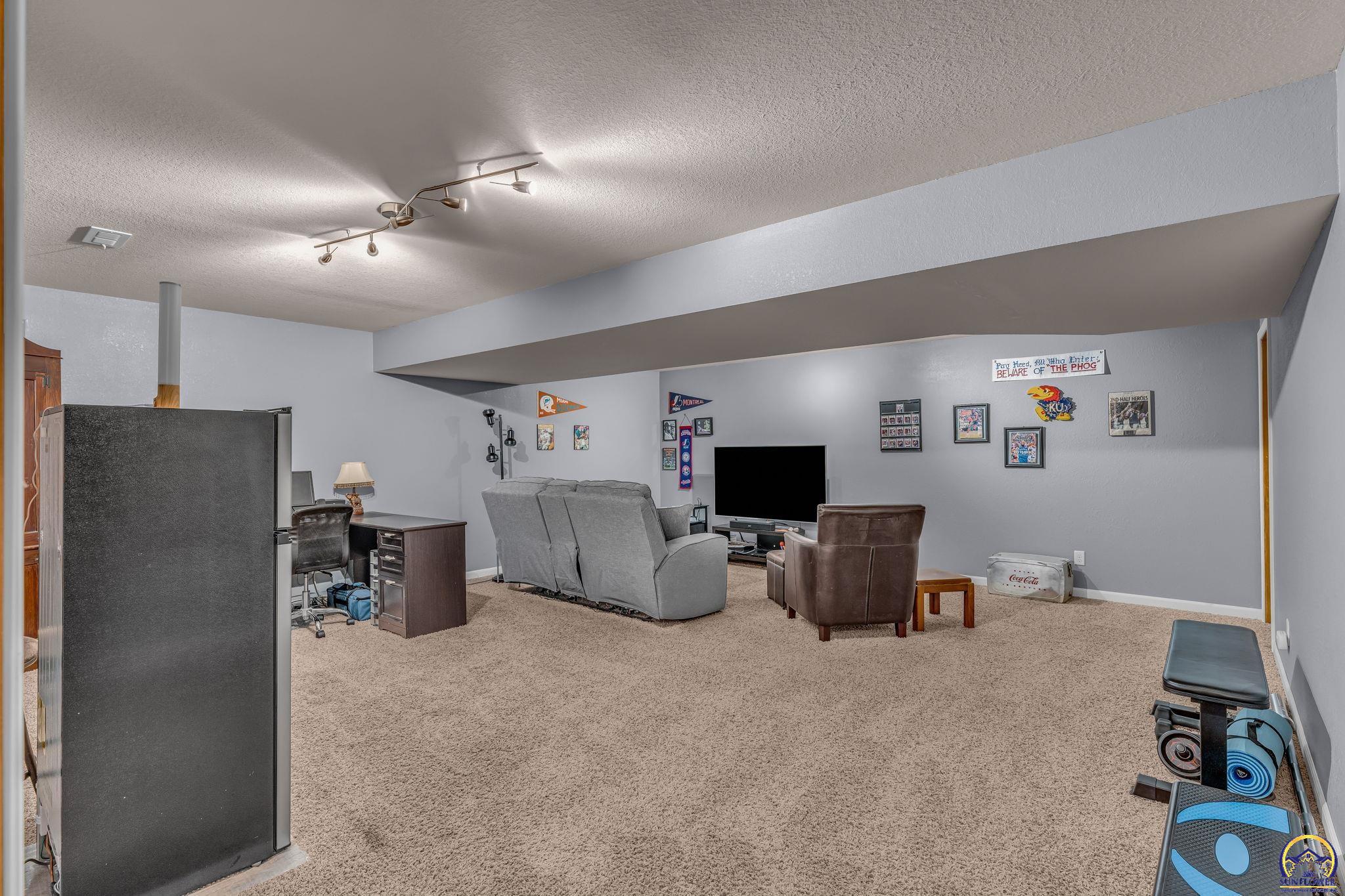 4316 SE Chisolm RD