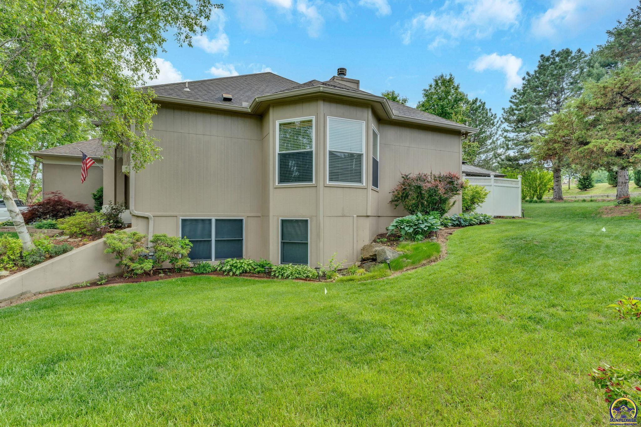 4513 SW Moundview DR