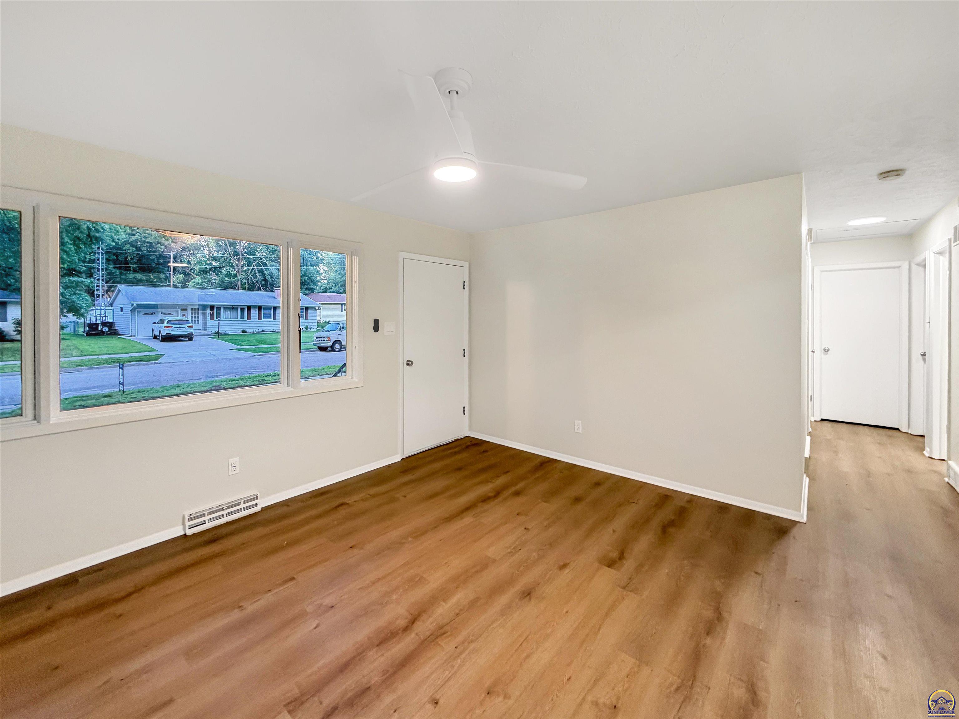 2937 SW Medford AVE