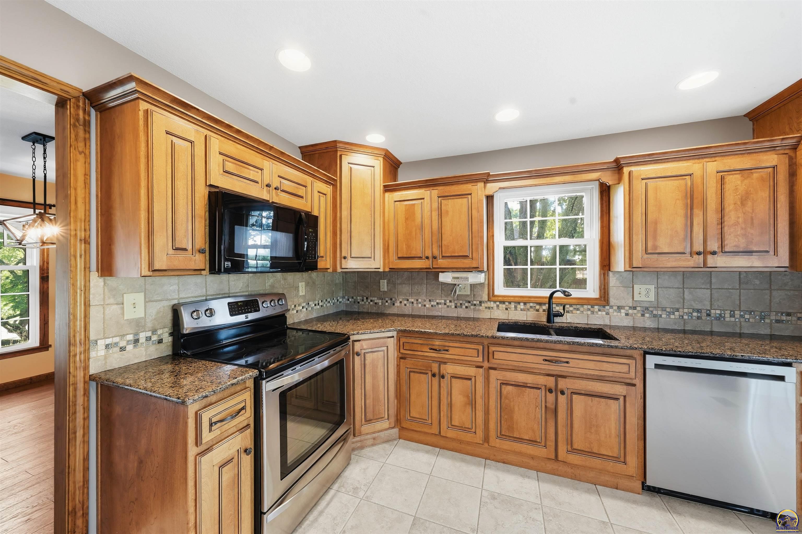4025 SE 34th TER