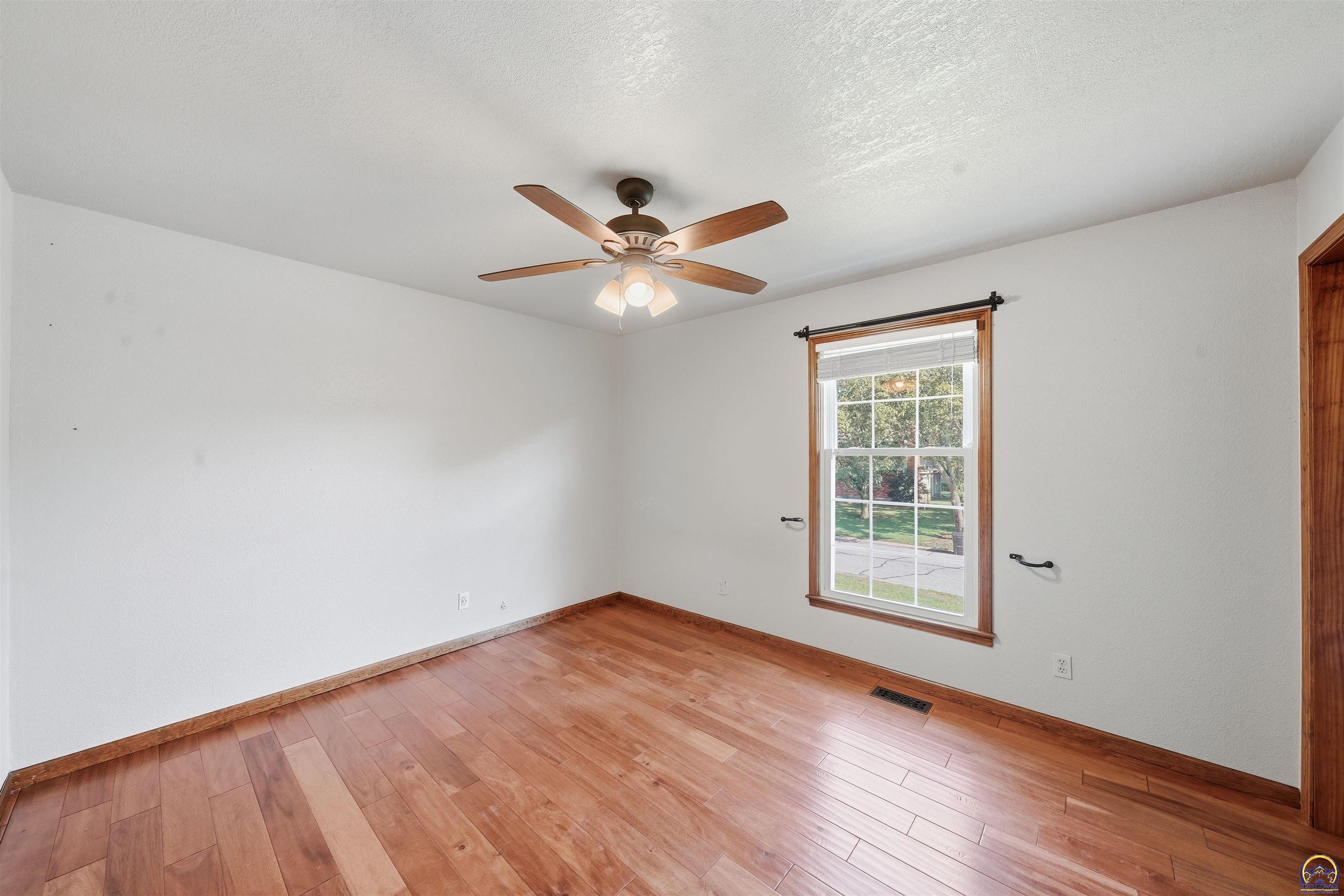 4025 SE 34th TER