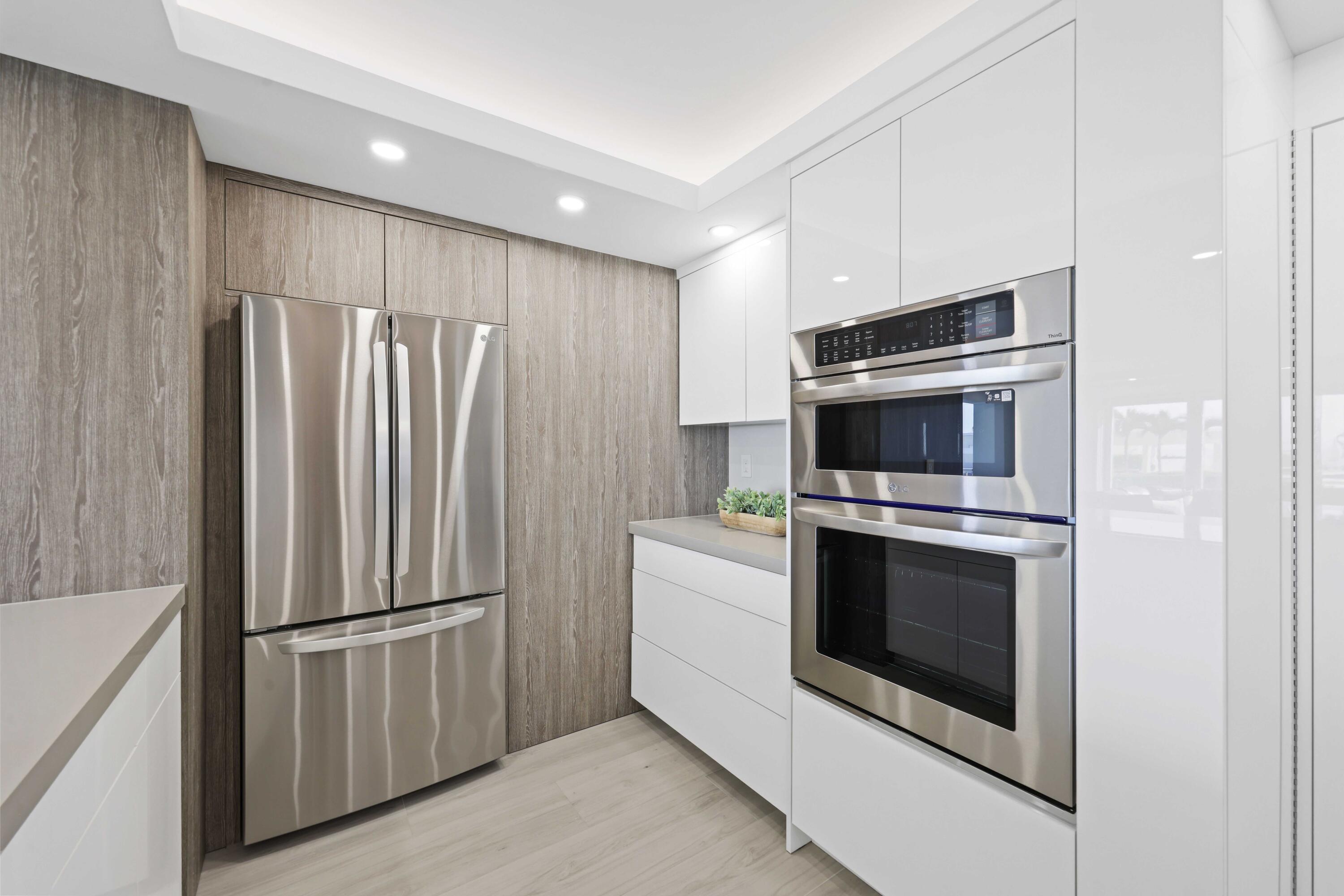 600 S Ocean Boulevard 103