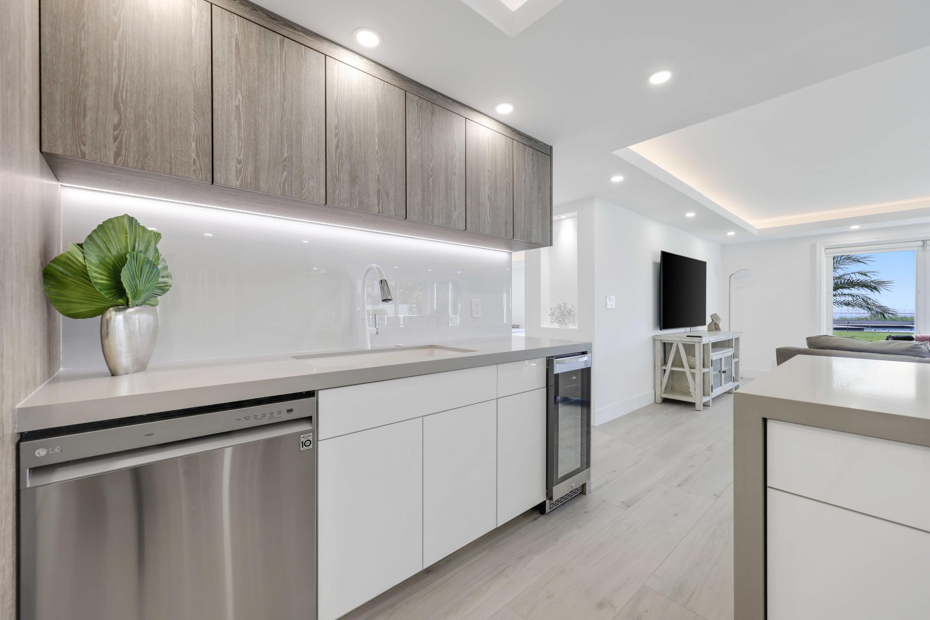 600 S Ocean Boulevard 103