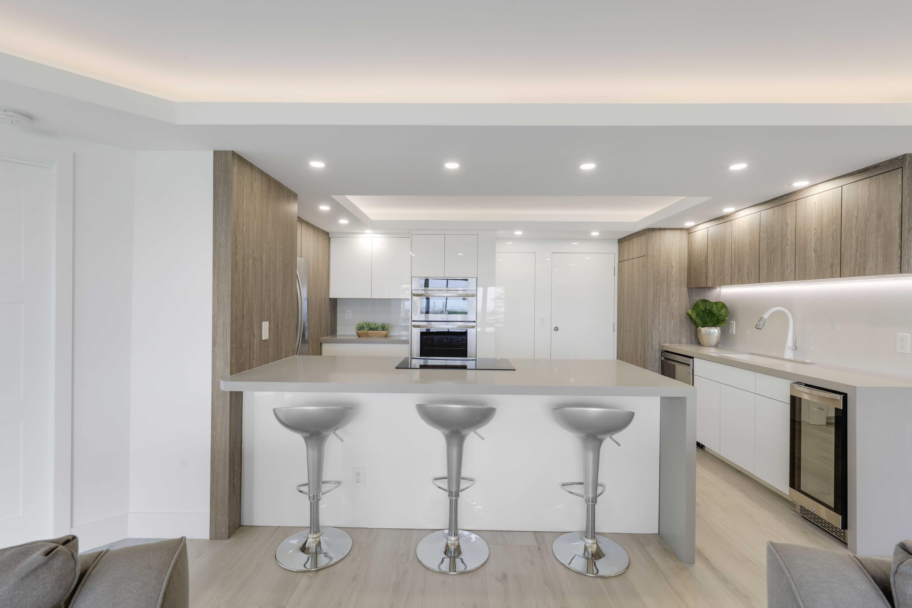 600 S Ocean Boulevard 103